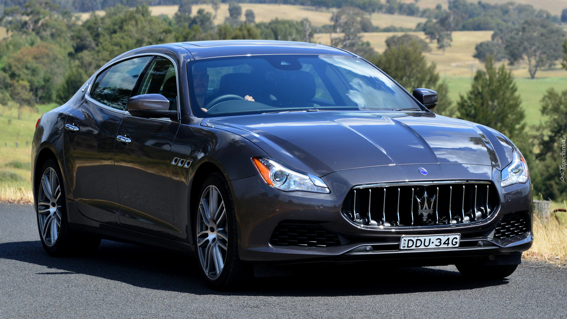 Maserati Quattroporte GranLusso, Przód