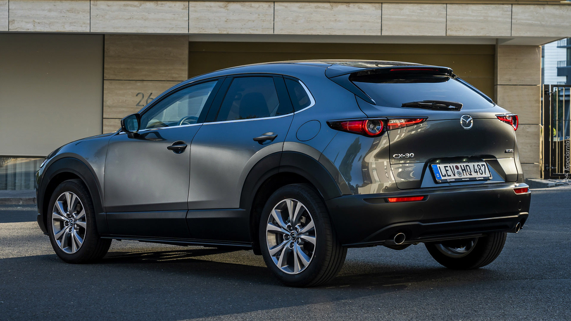 Mazda CX-30, Tył