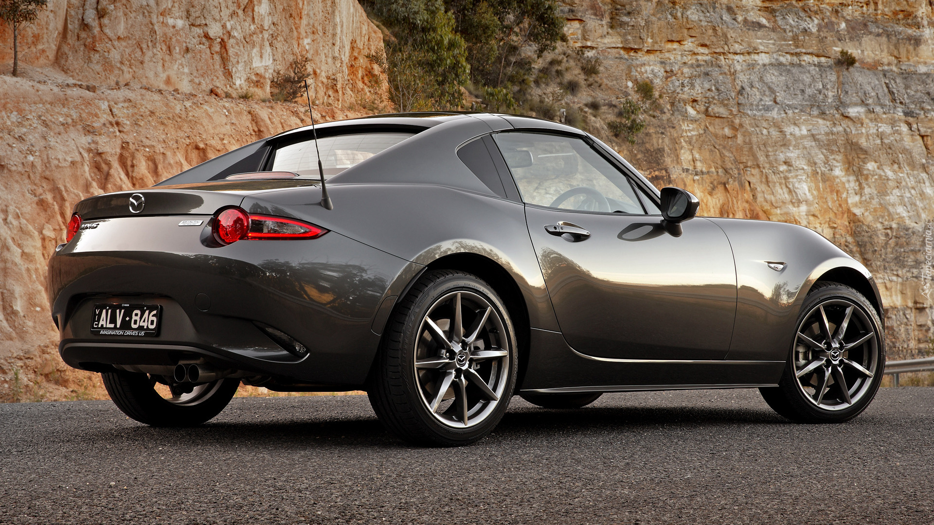 Mazda MX-5 RF, Bok