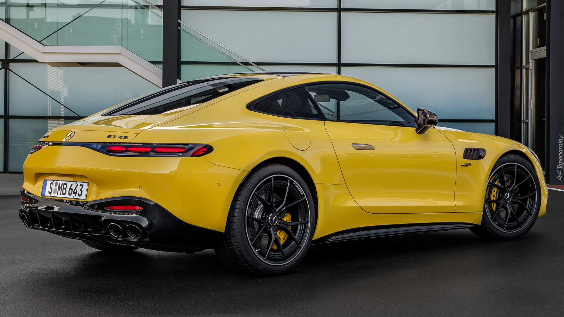 Żółty, Mercedes-AMG GT 43 Coupe