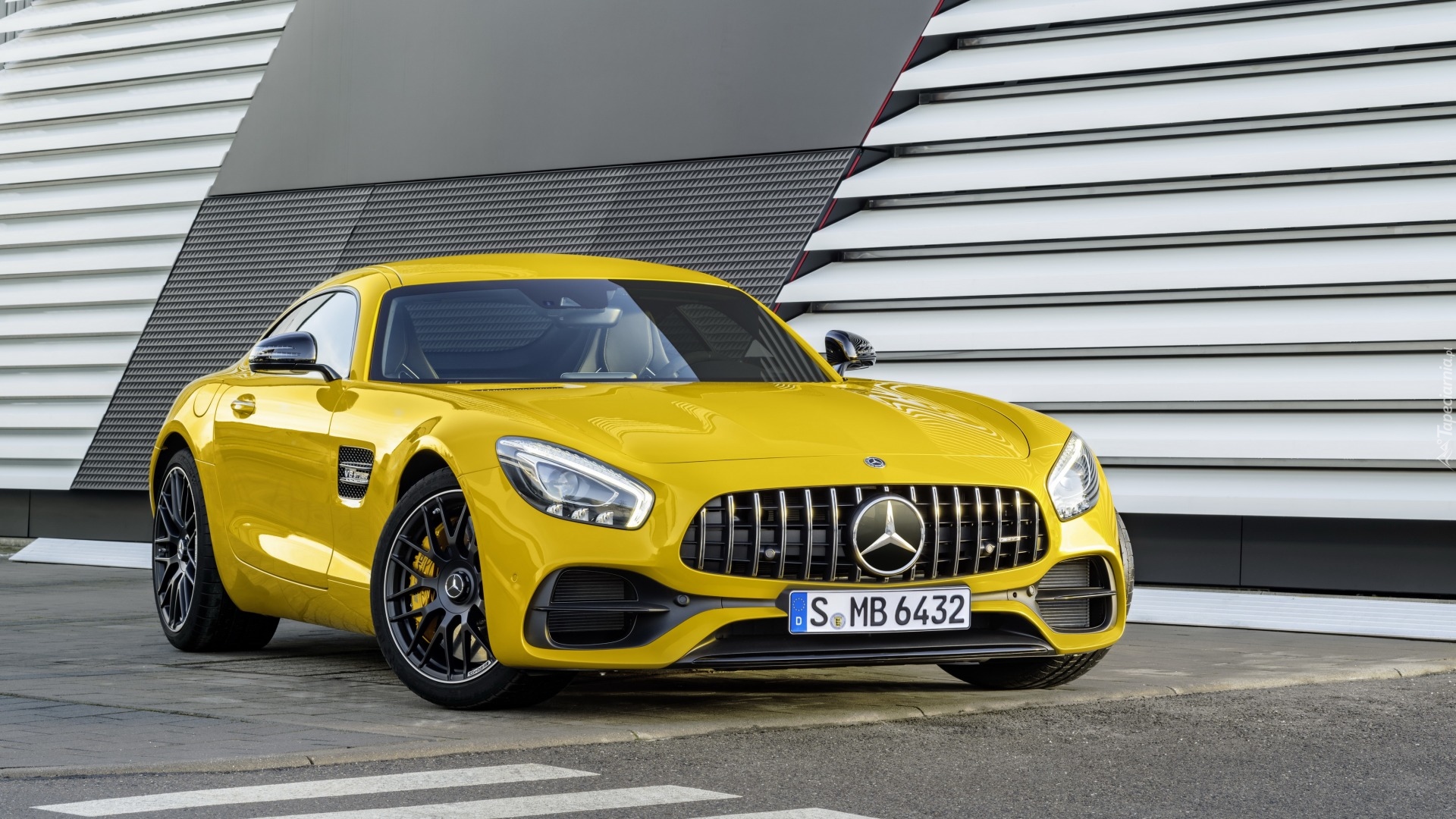 Mercedes-AMG GT C Coupe, C190