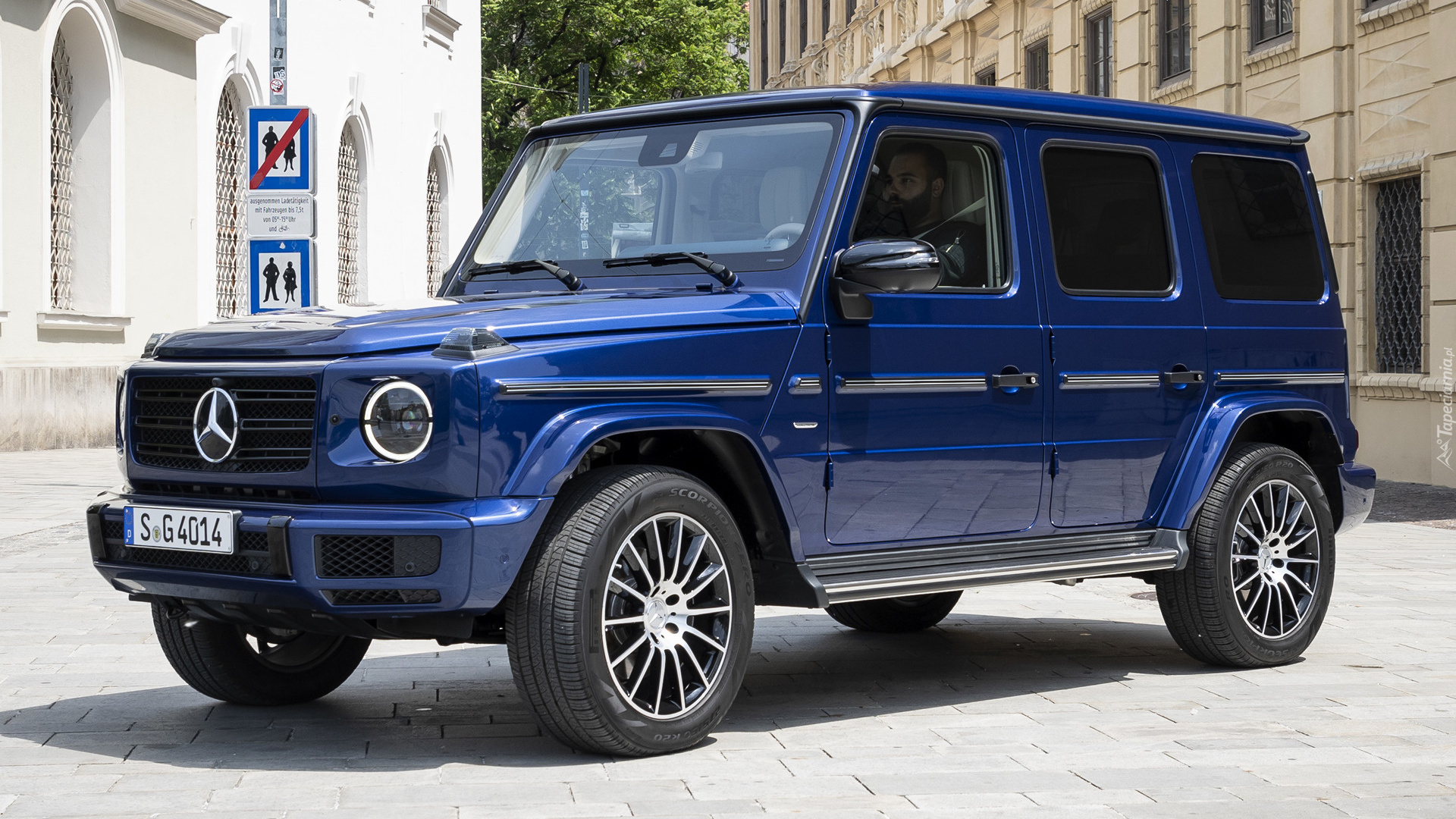 Mercedes-Benz Klasa G Stronger Than Time