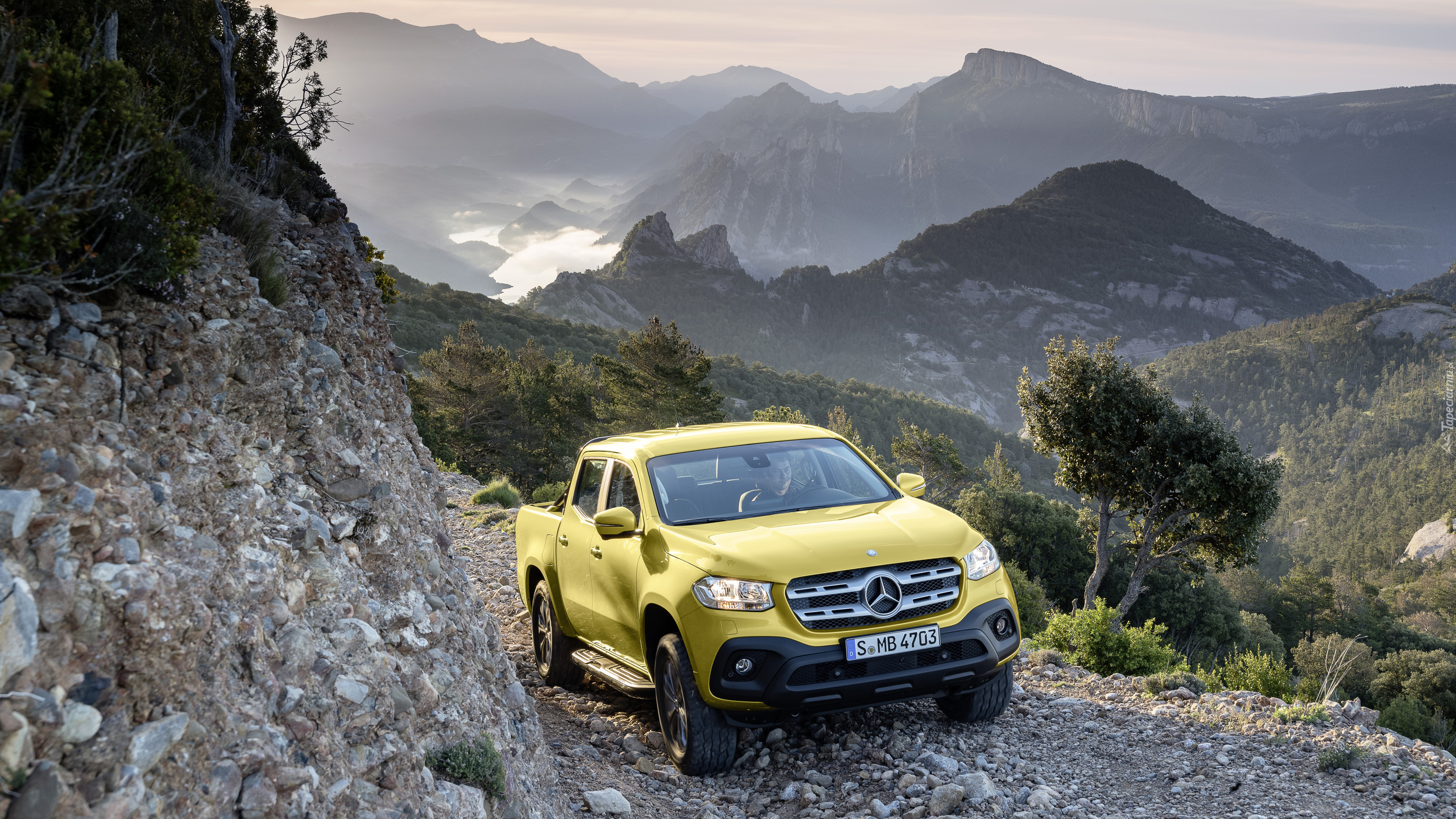 Mercedes-Benz X-Class Pick Up, 2017