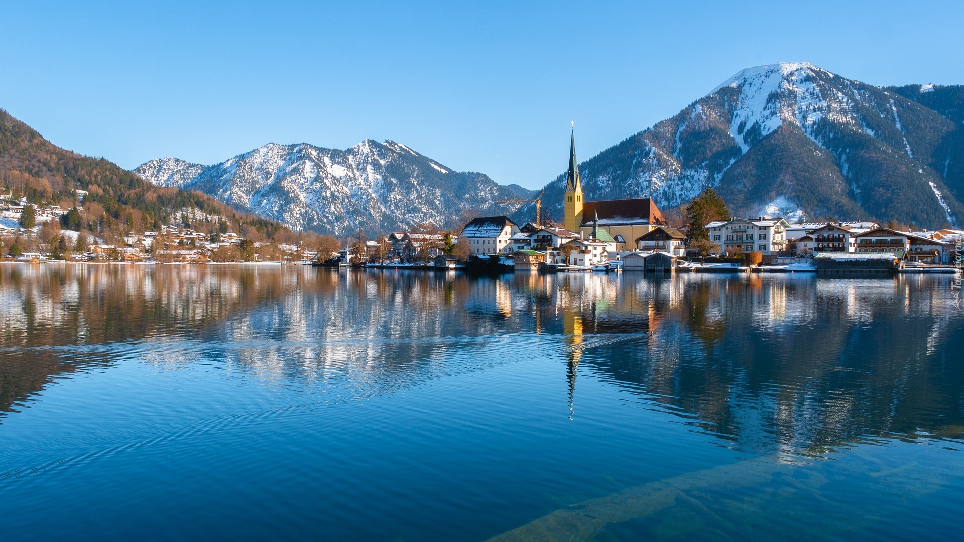 Jezioro Tegernsee, Miato, Domy, Góry, Alpy, Bawaria, Niemcy