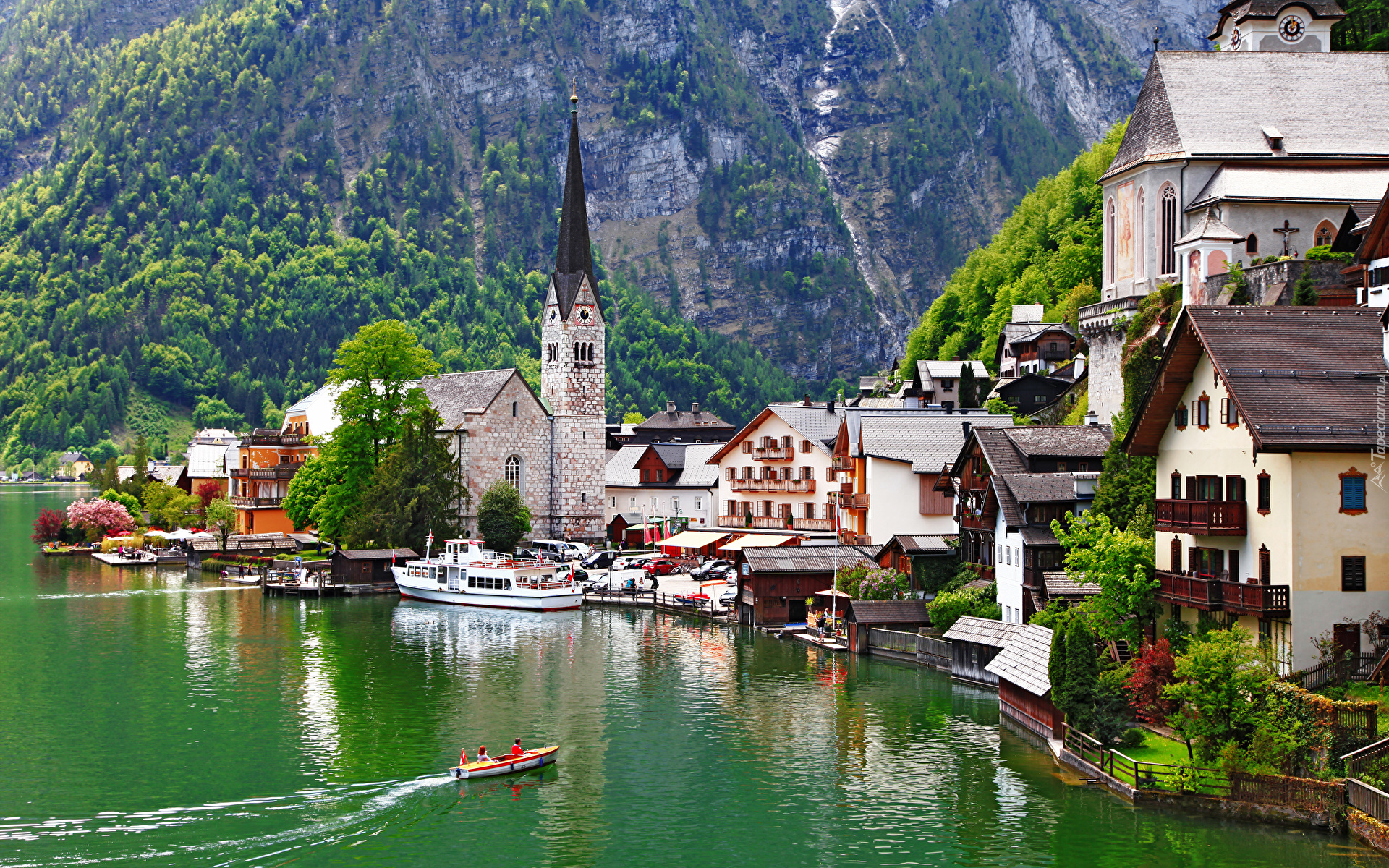 Jezioro Hallstattersee, Kościół, Domy, Łodzie, Góry, Hallstatt, Austria