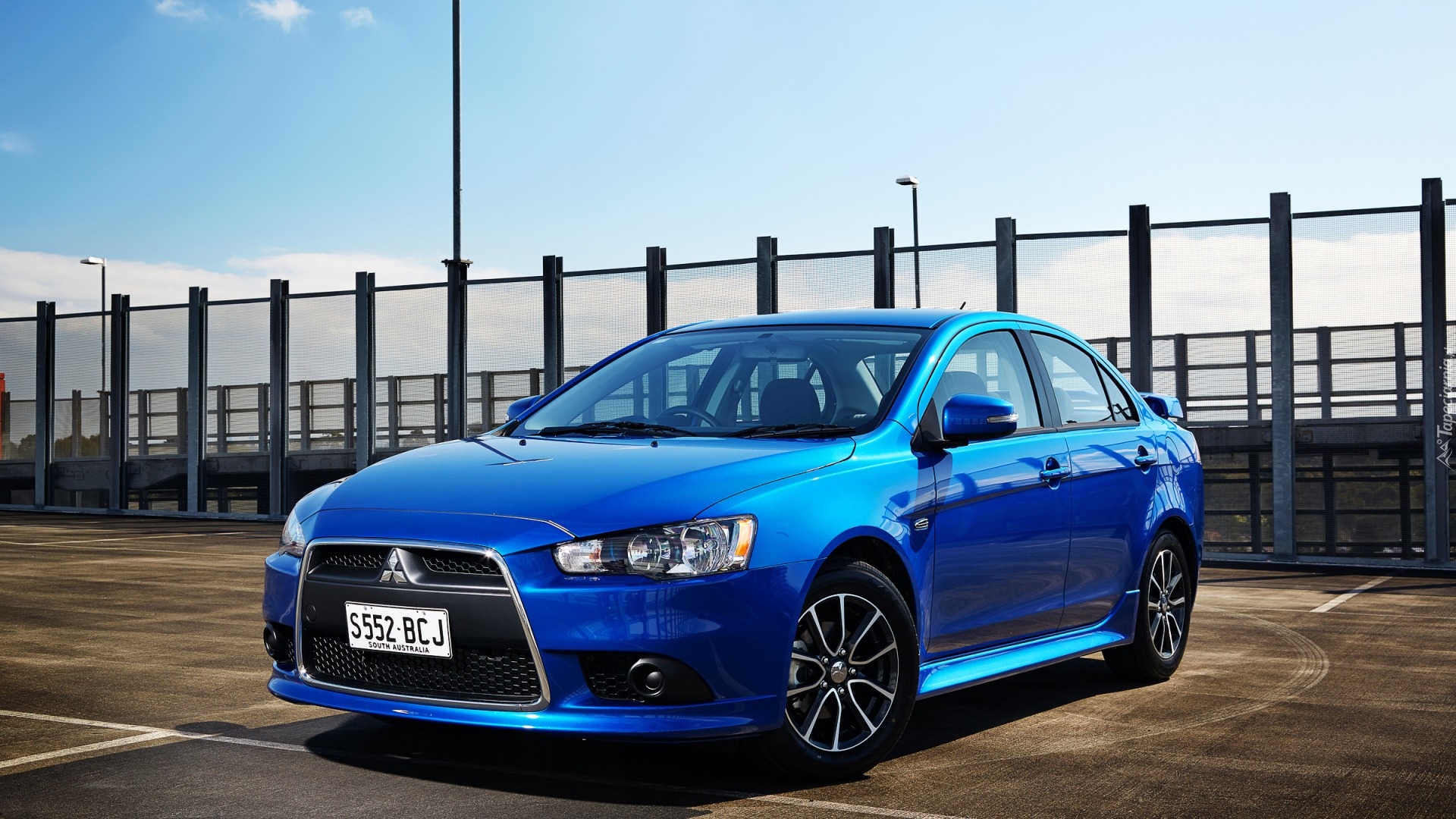 Niebieski, Mitsubishi Lancer ES Sport, 2014