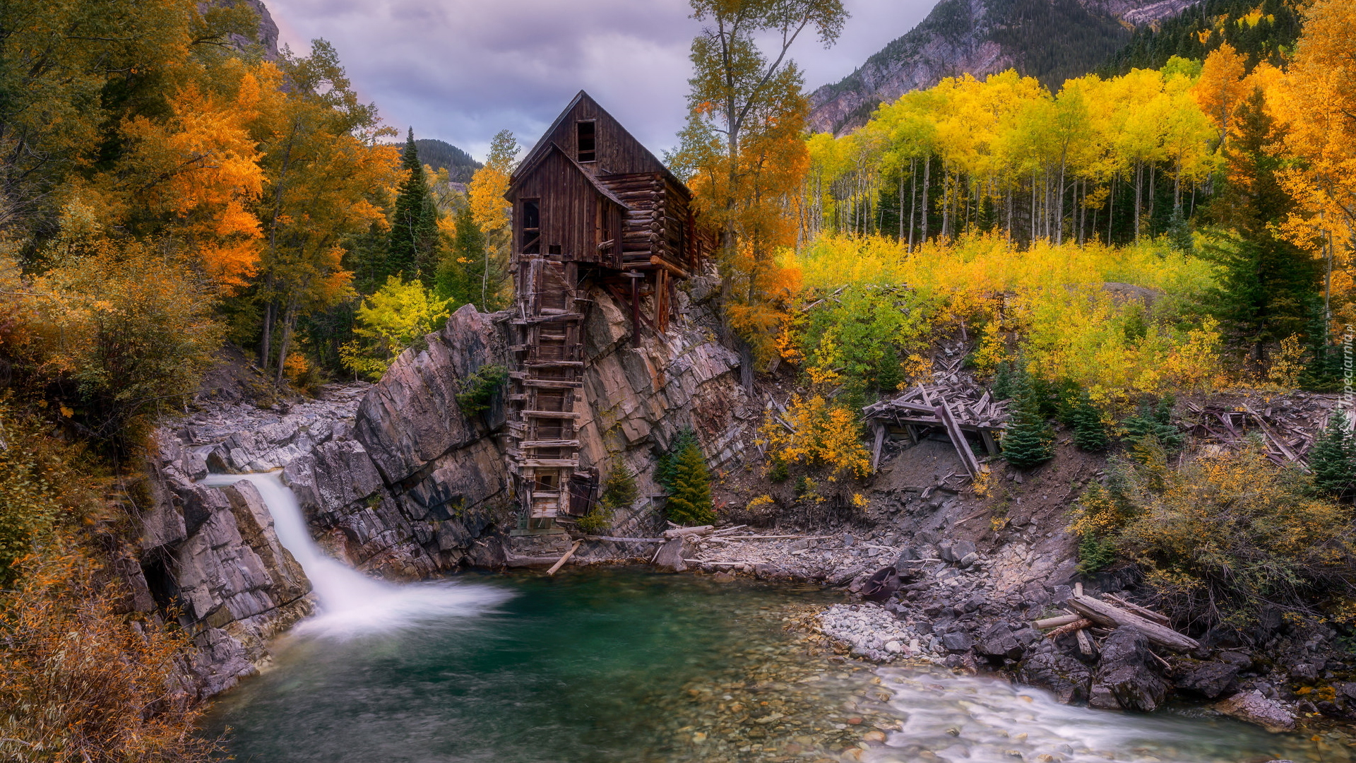 Młyn, Crystal Mill, Rzeka Crystal River, Jesień, Skały, Drzewa, Kolorado, Stany Zjednoczone