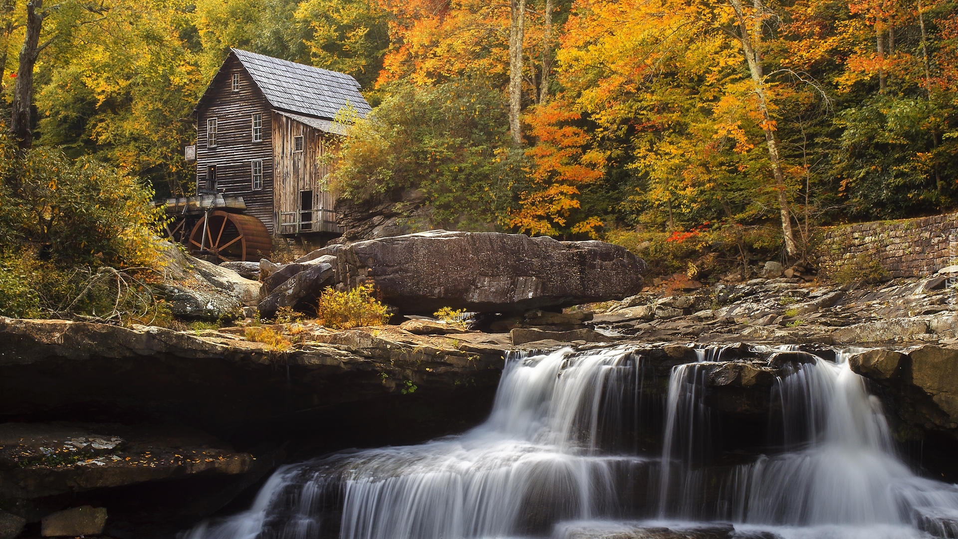 Młyn, Glade Creek Grist Mill, Most, Jesień, Rzeka New River Gorge, Skała, Park Babcock State, Wirginia Zachodnia, Stany Zjednoczone