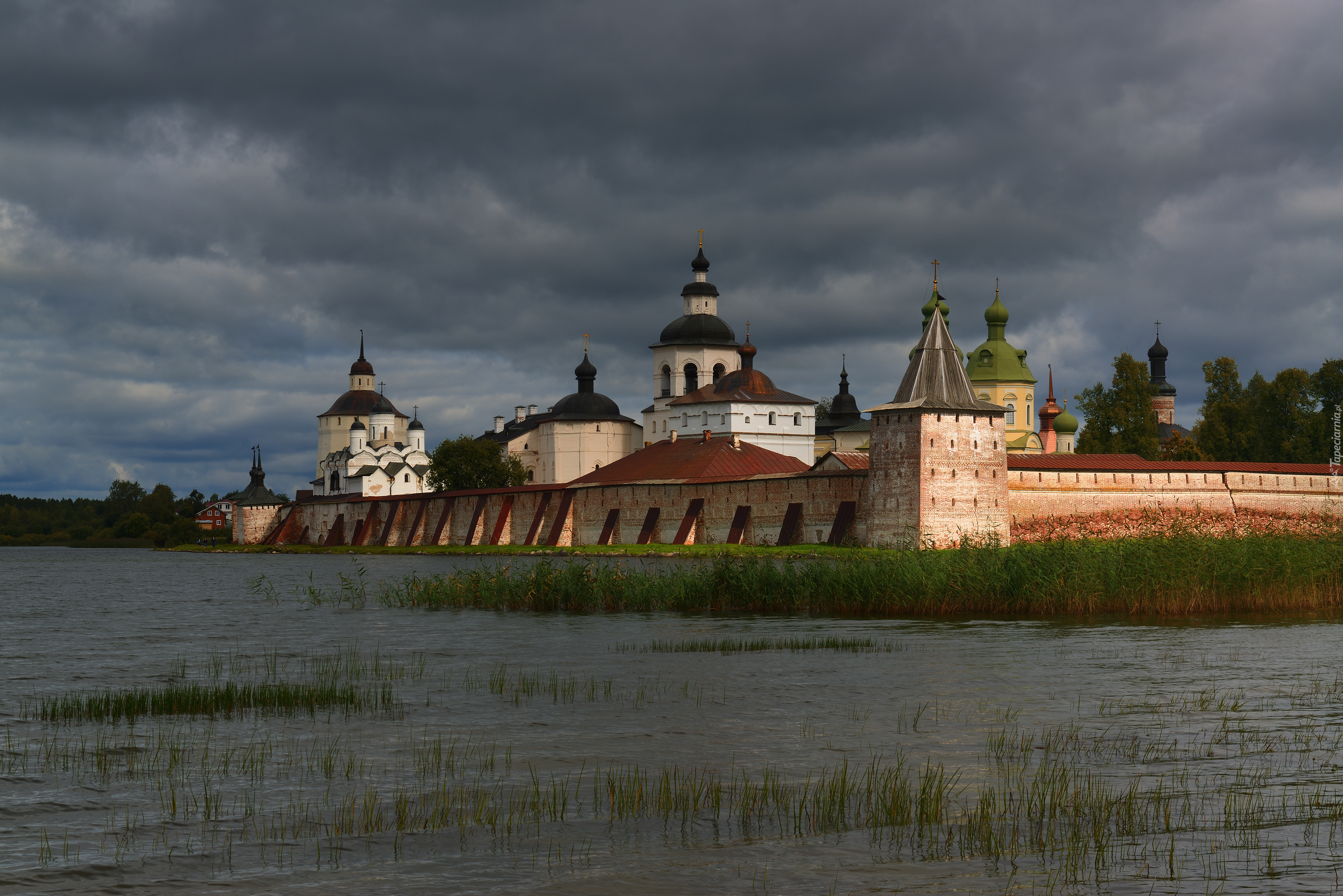 Jezioro, Szuwary, Chmury, Klasztor, Monastyr Świętego Cyryla Biełozierskiego, Kiriłłow, Obwód wołogodzki, Rosja