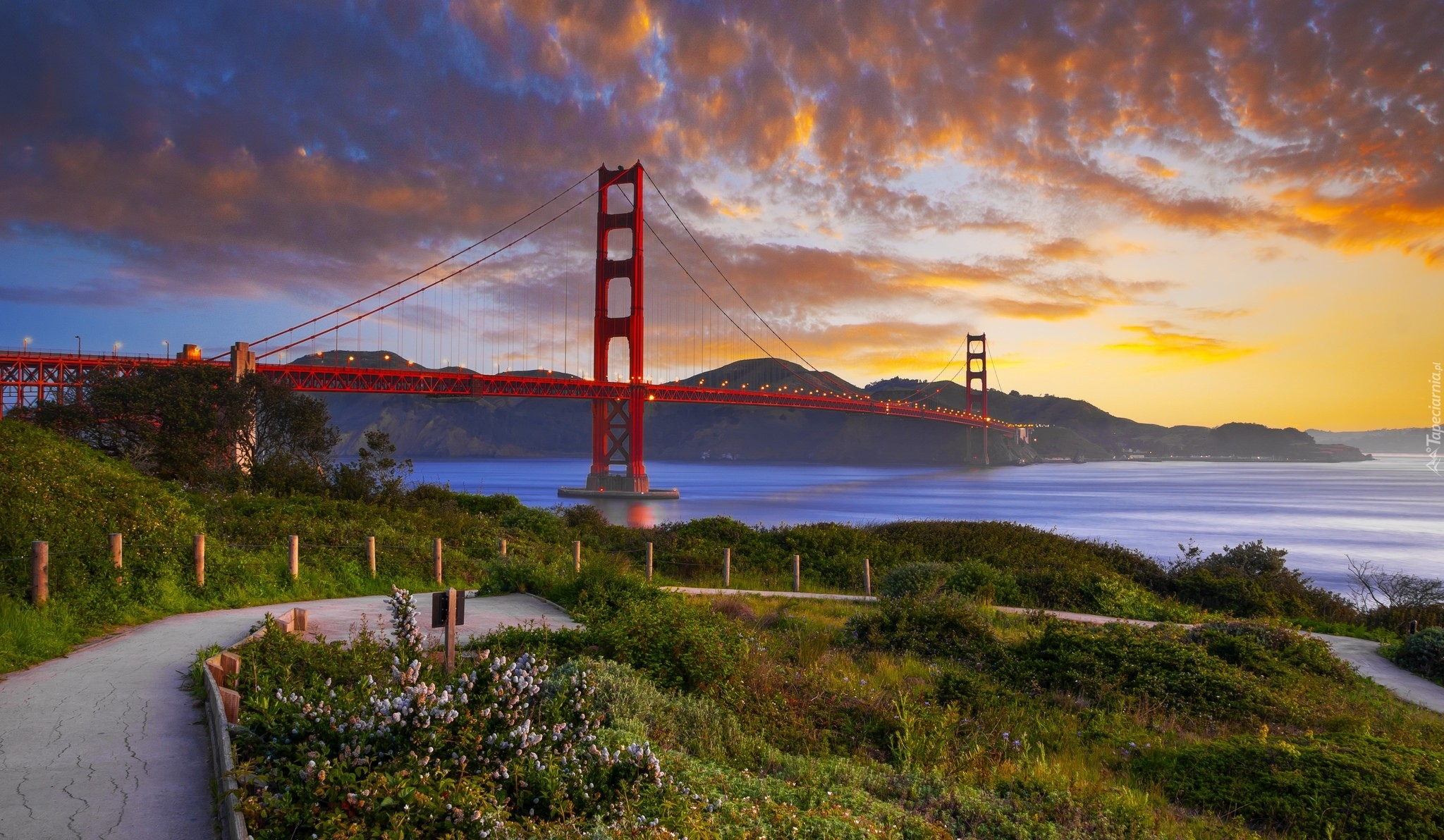 Stany Zjednoczone, Stan Kalifornia, San Francisco, Most Golden Gate Bridge, Cieśnina Golden Gate, Droga, Chmury, Zachód słońca