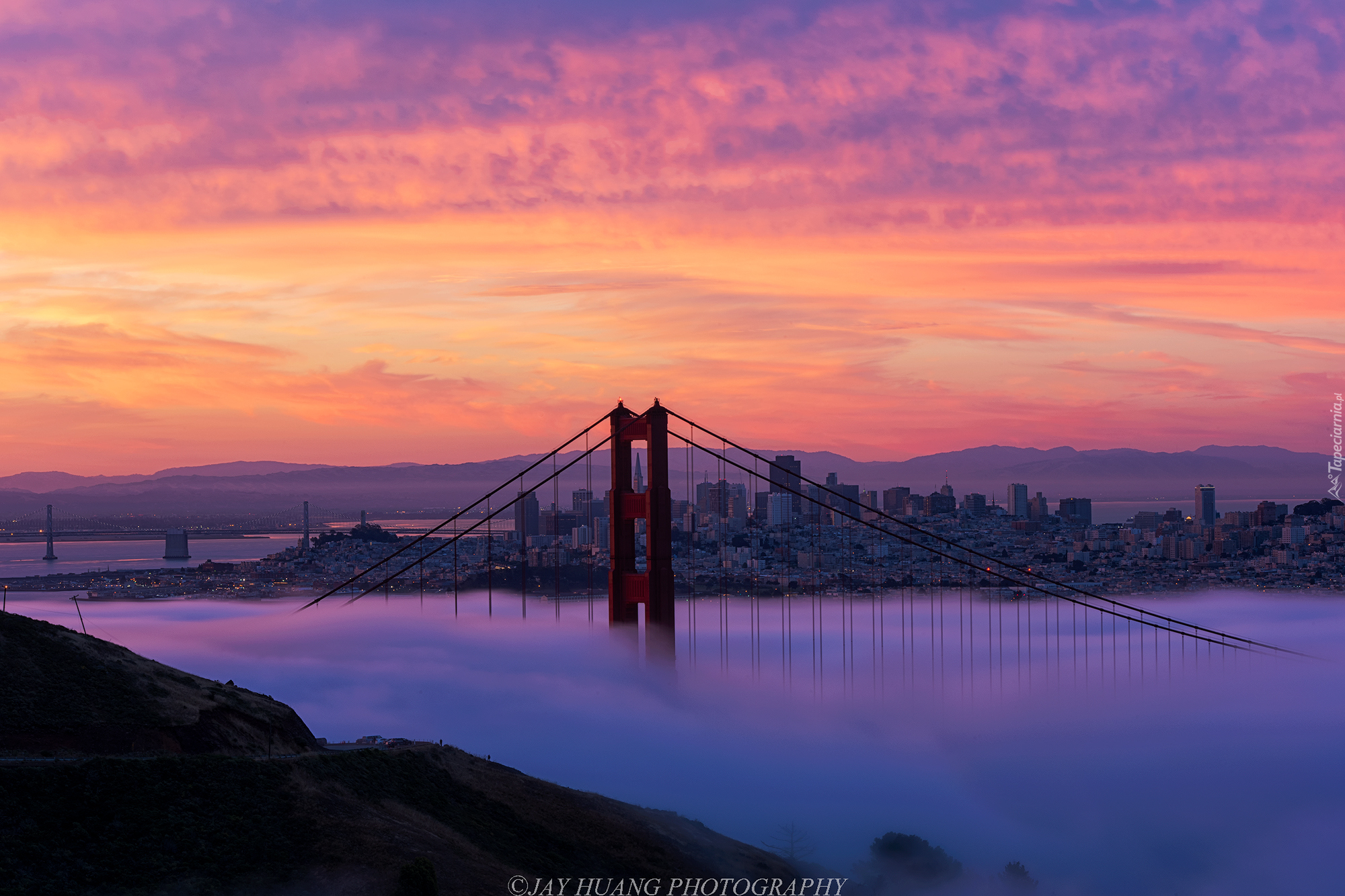 Most Golden Gate, Cieśnina Golden Gate, San Francisco, Kalifornia, Stany Zjednoczone, Mgła, Wschód słońca