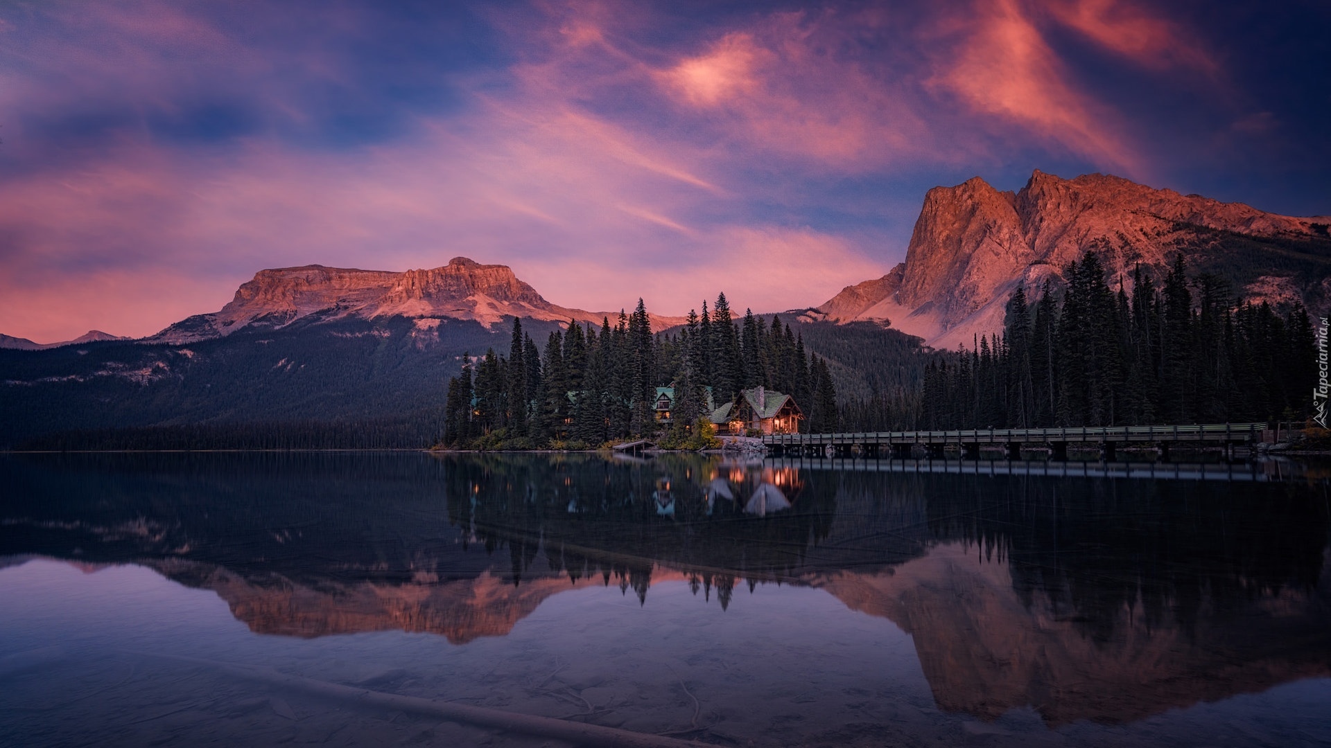 Park Narodowy Yoho, Jezioro, Emerald Lake, Dom, Most, Góry, Drzewa, Odbicie, Kanada