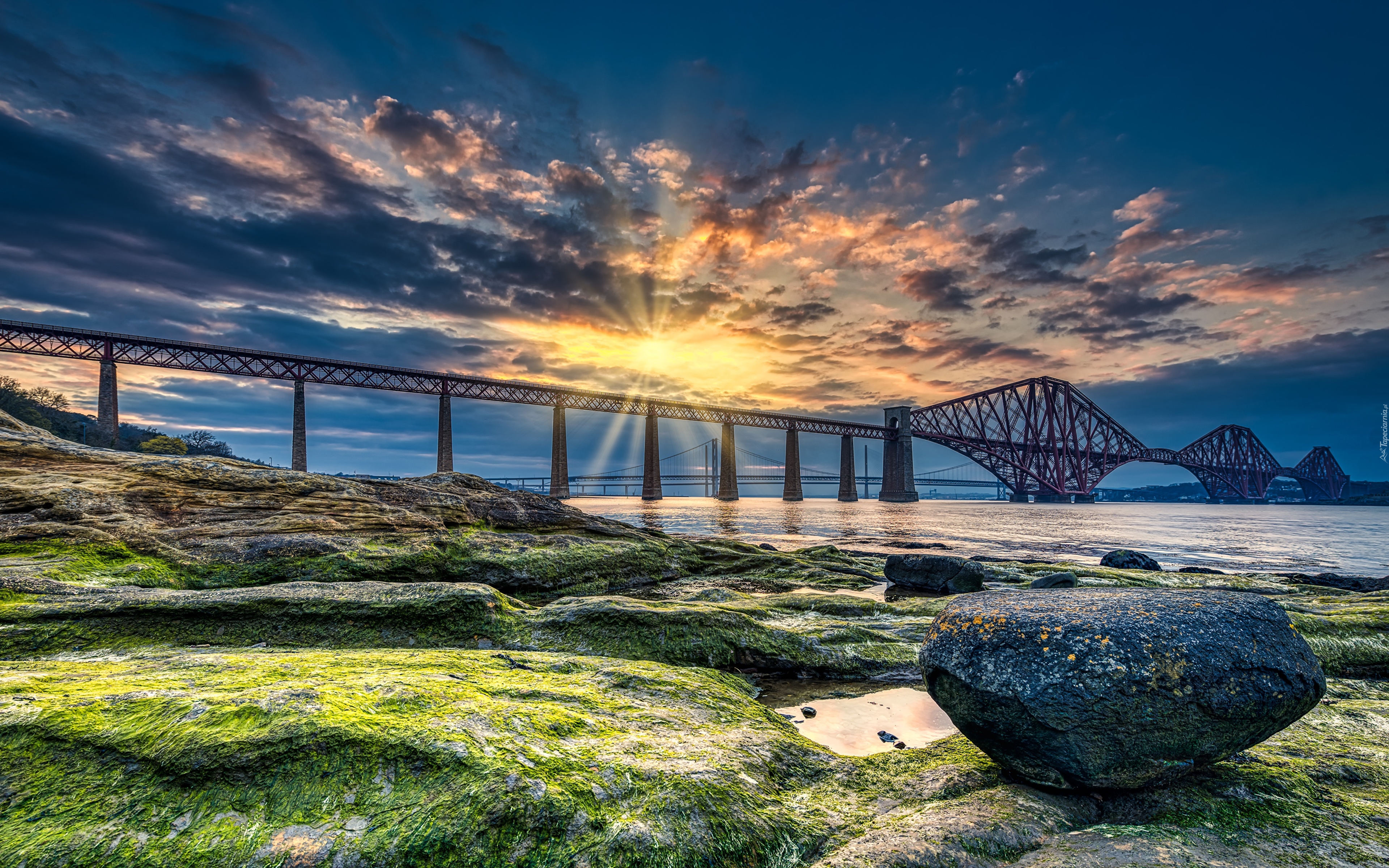 Szkocja, Most, Forth Bridge, Zatoka Firth of Forth, Zachód słońca, Skały