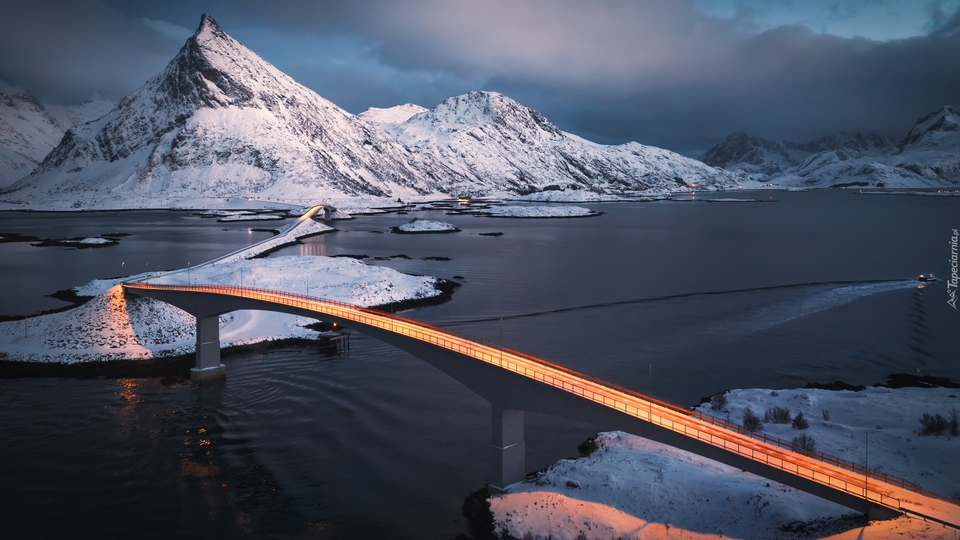 Norwegia, Morze, Lofoty, Zima, Góry, Gmina Flakstad, Mosty, Fredvang Bridges, Chmury