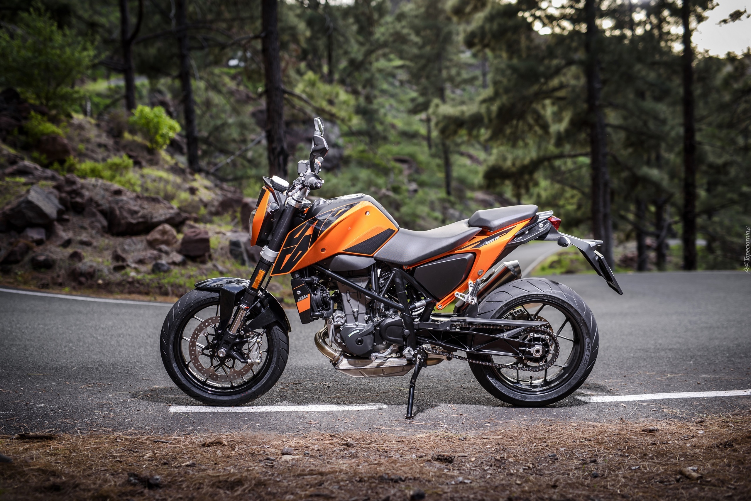 Motocykl, KTM 690 Duke, 2017