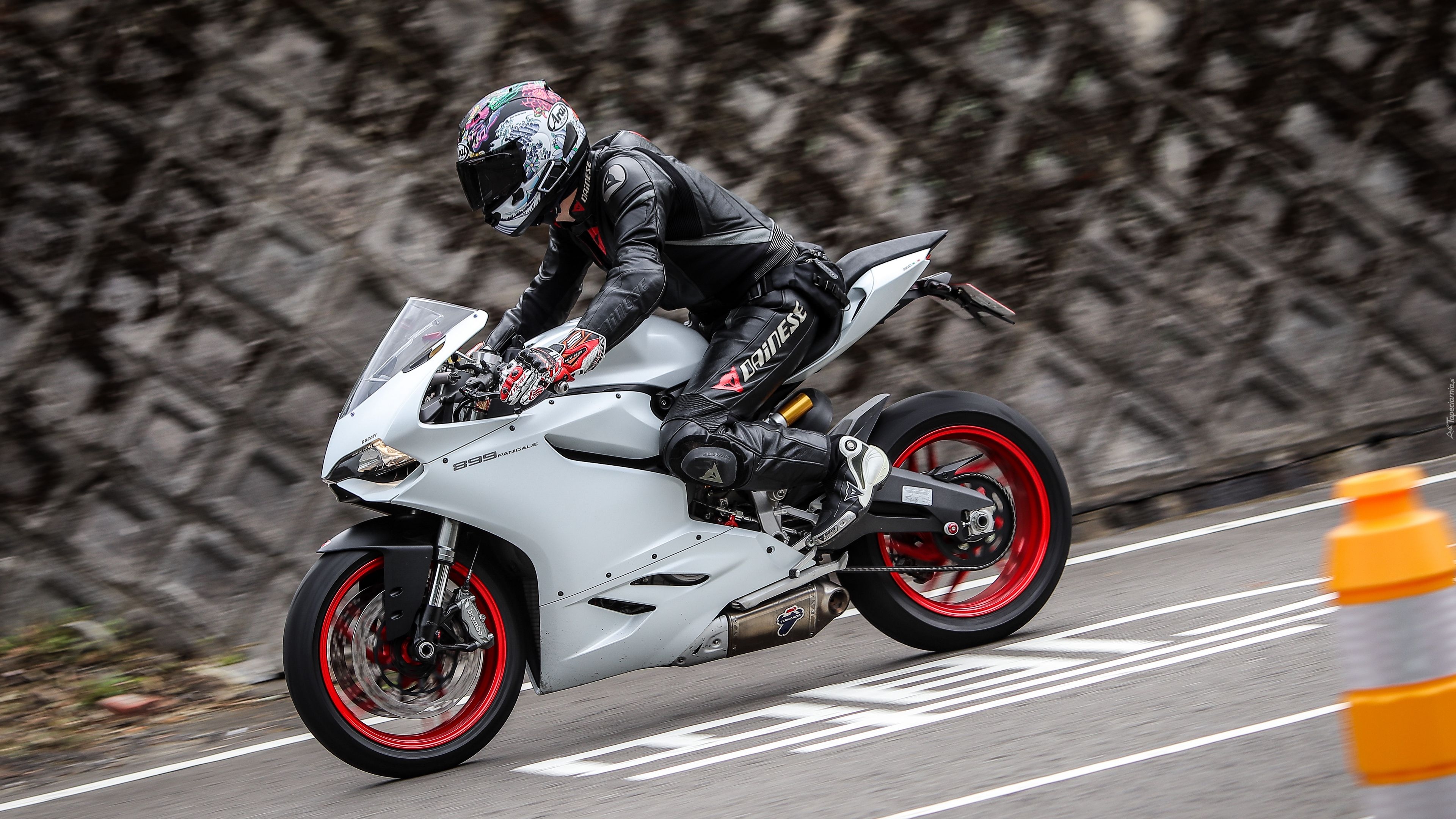 Motocykl, Ducati 899 Panigale
