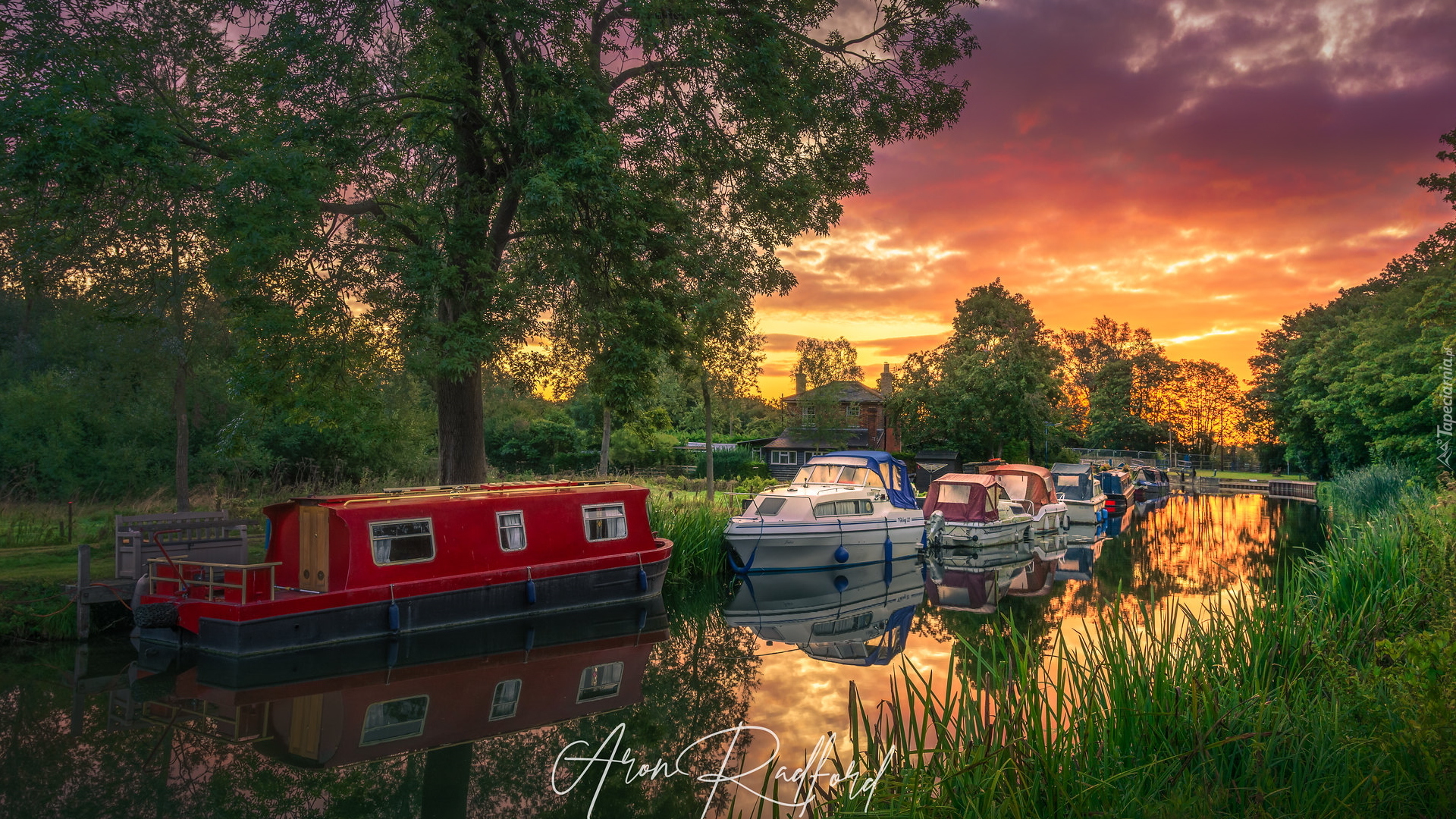 Wschód słońca, Rzeka, Chelmer River, Śluza, Motorówki, Drzewa, Lato, Maldon Essex, Anglia