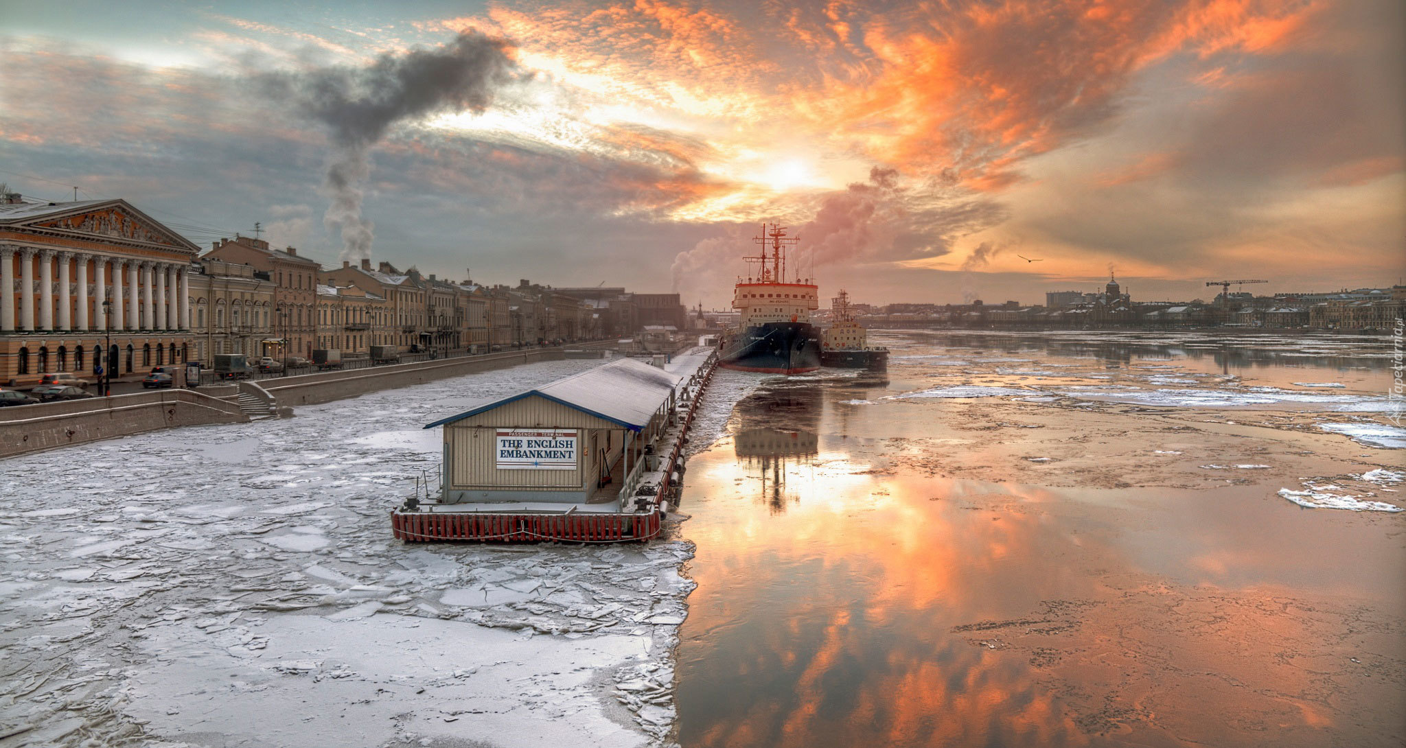 Port, Rzeka Newa, Petersburg