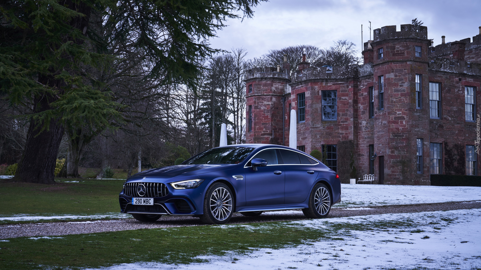 Niebieski, Mercedes-AMG GT, Zamek