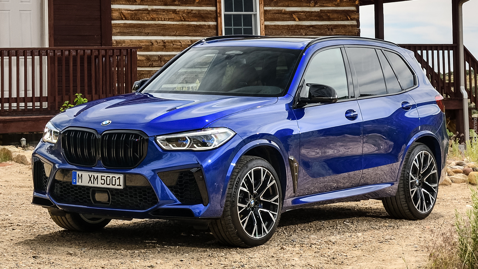 Niebieskie, BMW X5 M Competition