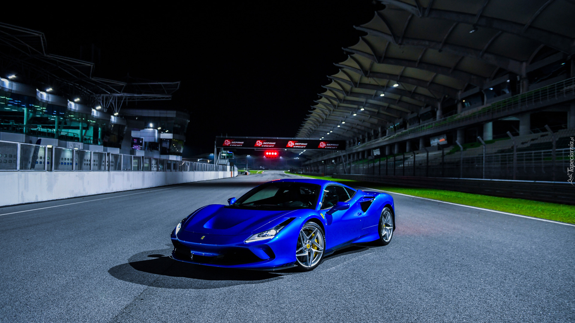 Niebieskie, Ferrari F8 Tributo