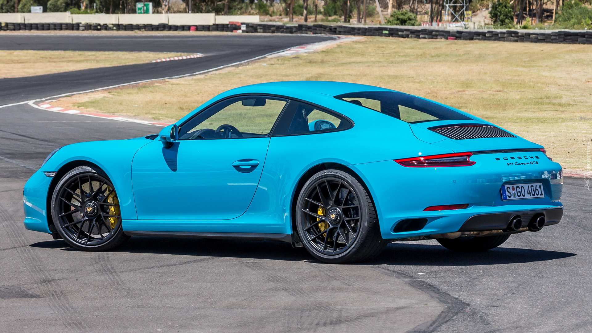 Porsche 911 Carrera GTS