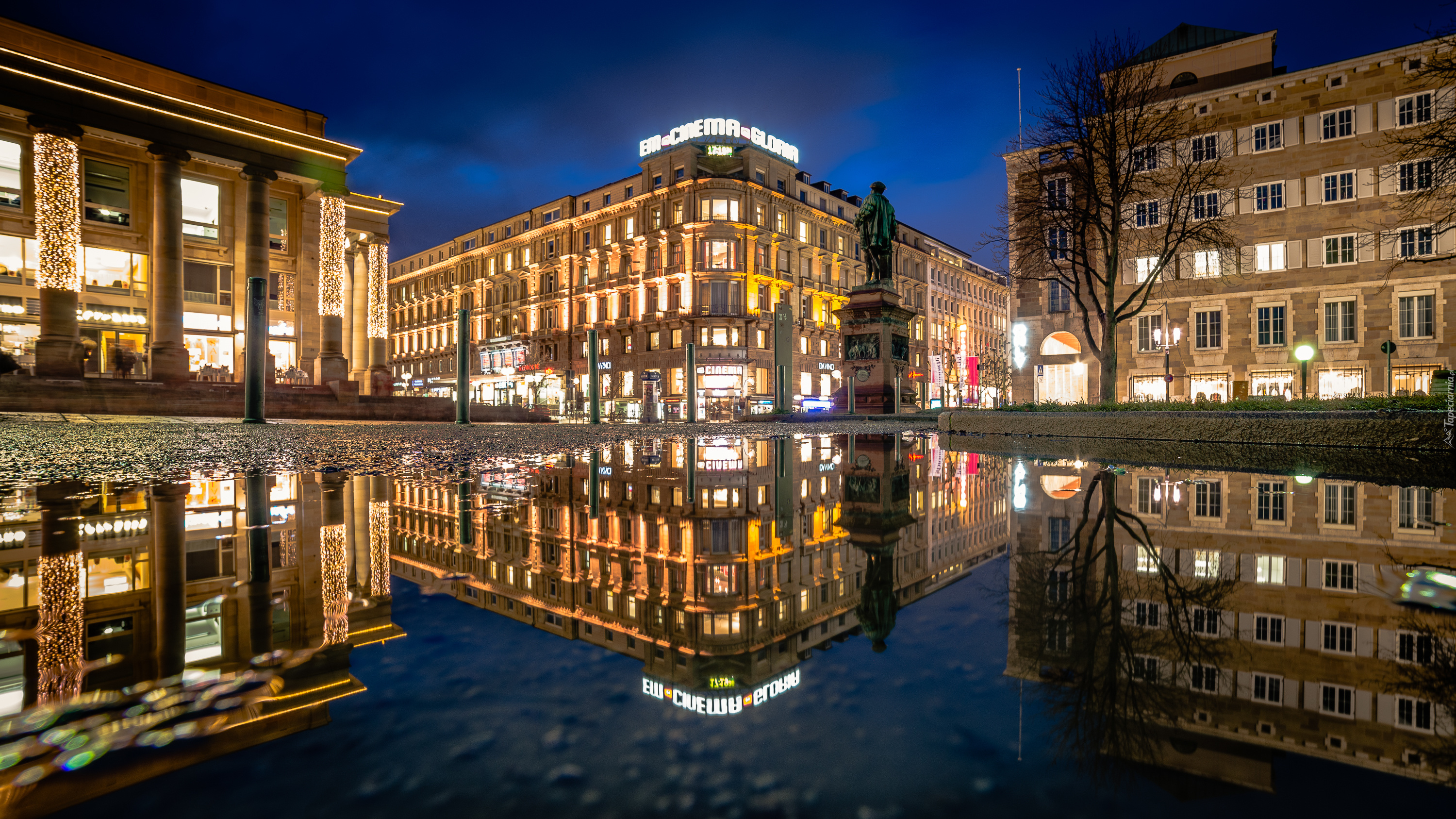 Domy, Noc, Stuttgart, Niemcy