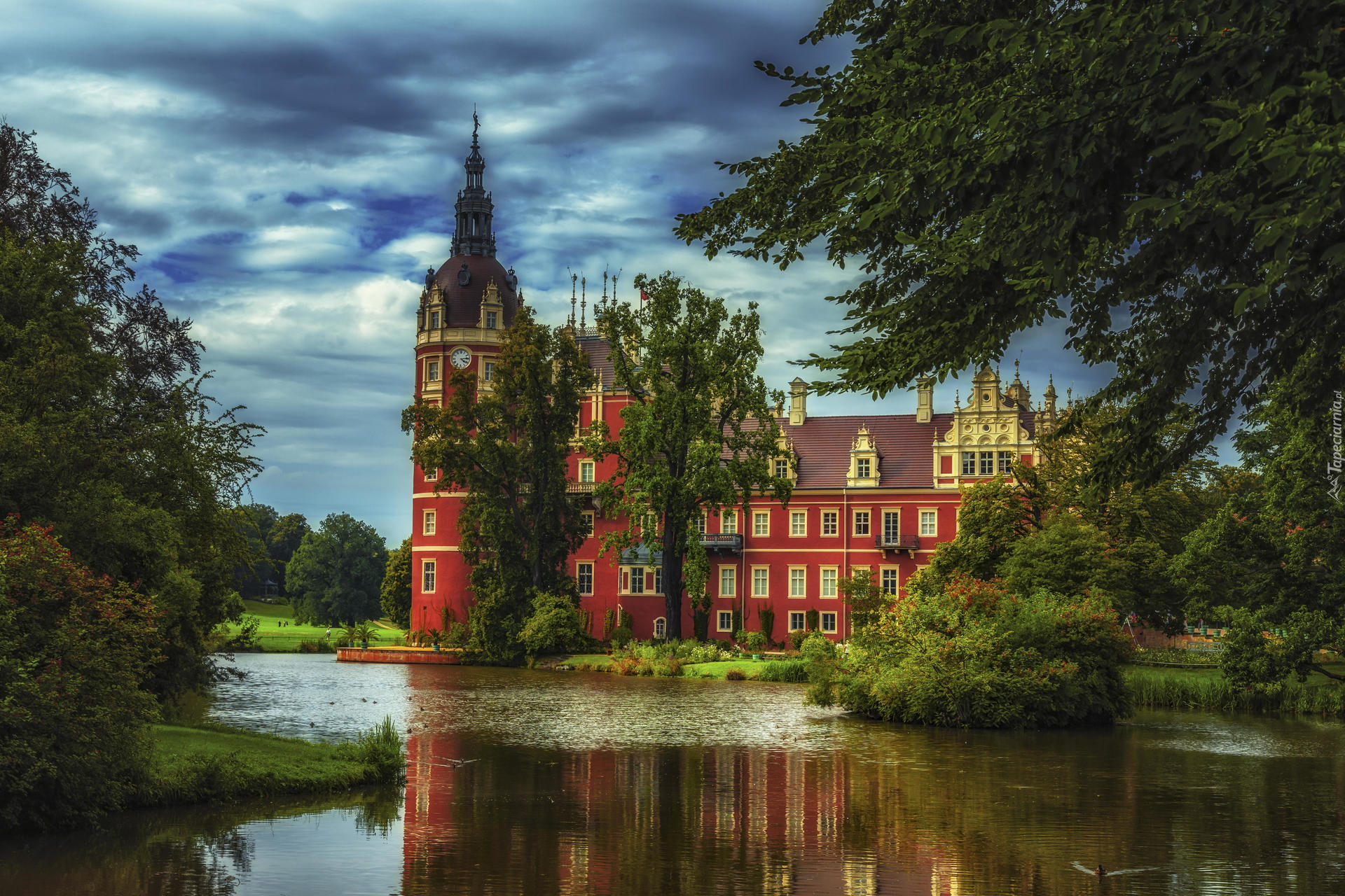 Niemcy, Saksonia, Zamek Schloss Muskau, Mużaków, Rzeka Nysa Łużycka, Drzewa