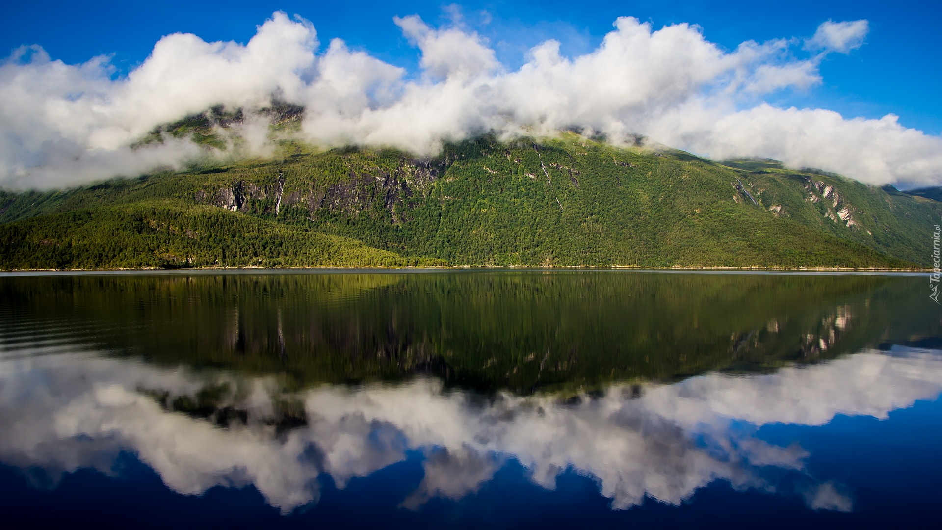 Góry, Zalesiona, Góra, Jezioro, Odbicie, Chmury, Norwegia
