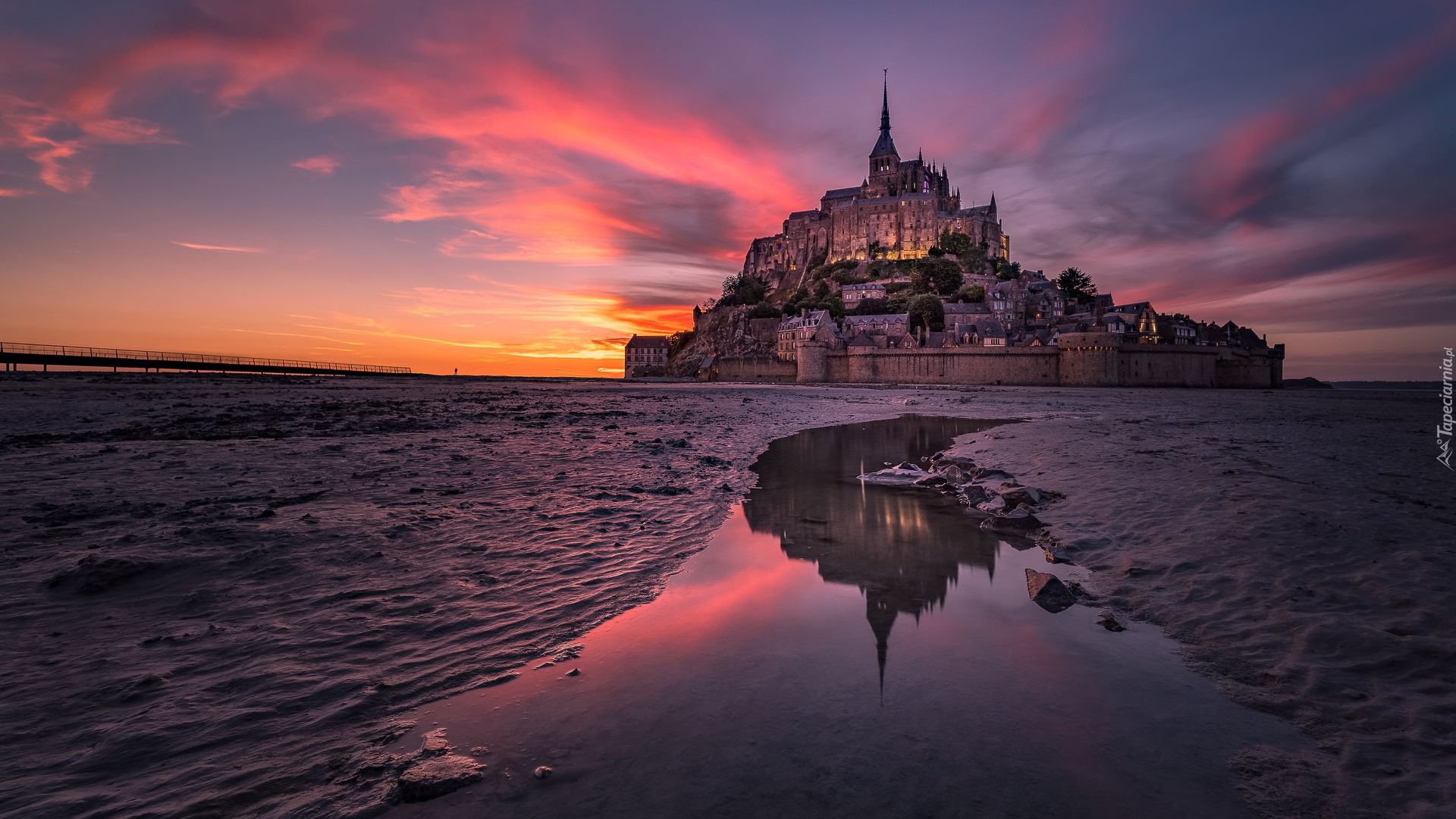 Opactwo św Archanioła, Klasztor, Mont Saint Michel, Wschód słońca, Normandia, Francja