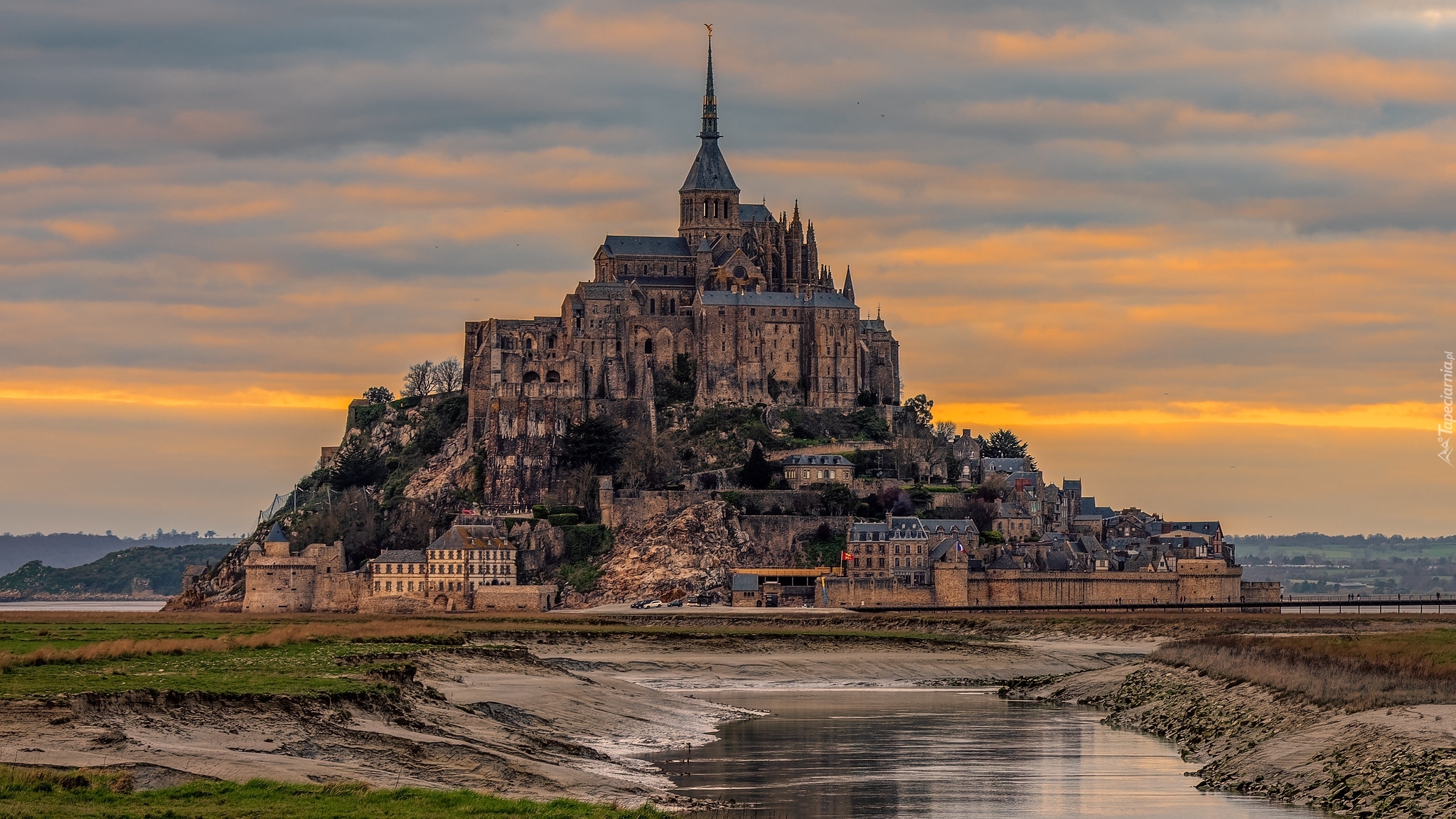 Klasztor, Opactwo św Archanioła, Mont Saint Michel, Normandia, Francja