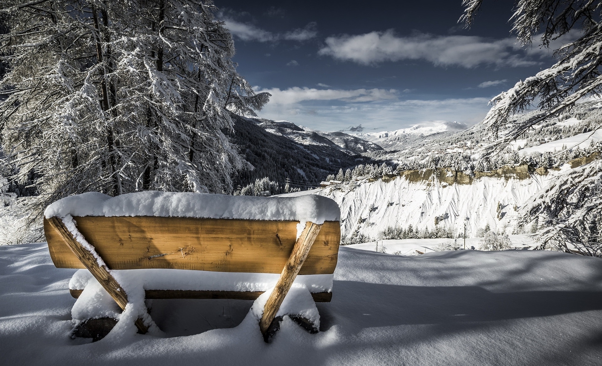 Zima, Śnieg, Zaśnieżona, Ławka, Drzewa, Góry Alpy Retyckie, Arosa, Kanton Gryzonia, Szwajcaria