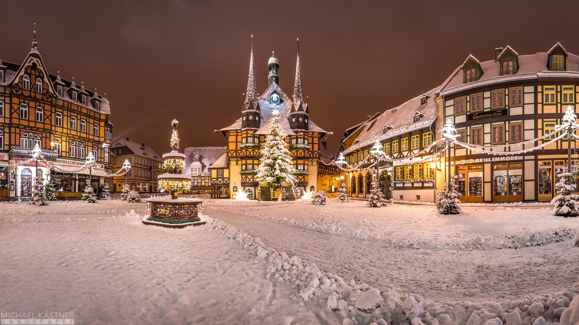 Zima, Boże Narodzenie, Choinka, Oświetlony, Rynek, Ratusz, Domy, Noc, Wernigerode, Saksonia-Anhalt, Niemcy