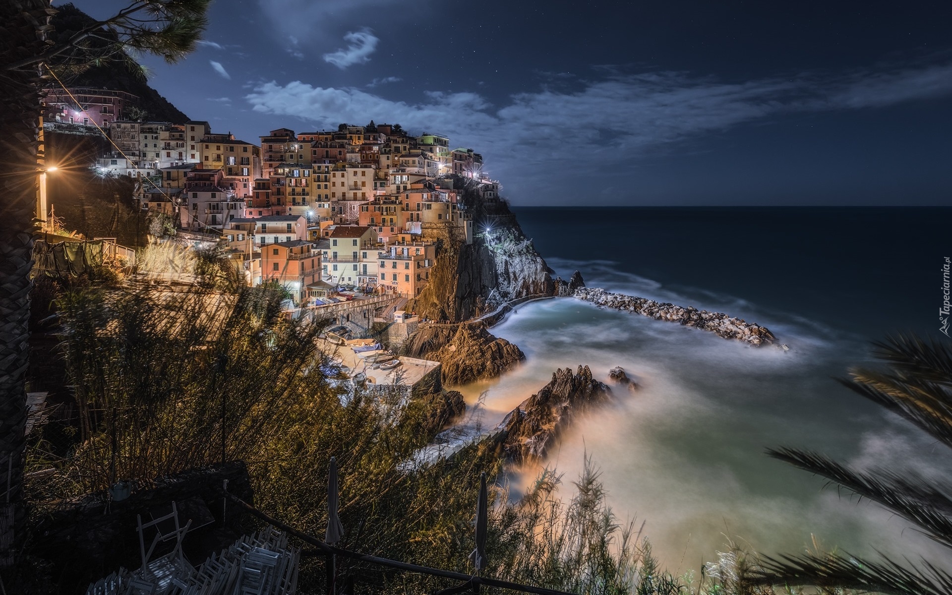 Włochy, Cinque Terre, Manarola, Morze Liguryjskie, Kolorowe, Domy, Światła, Noc, Chmury, Zatoka