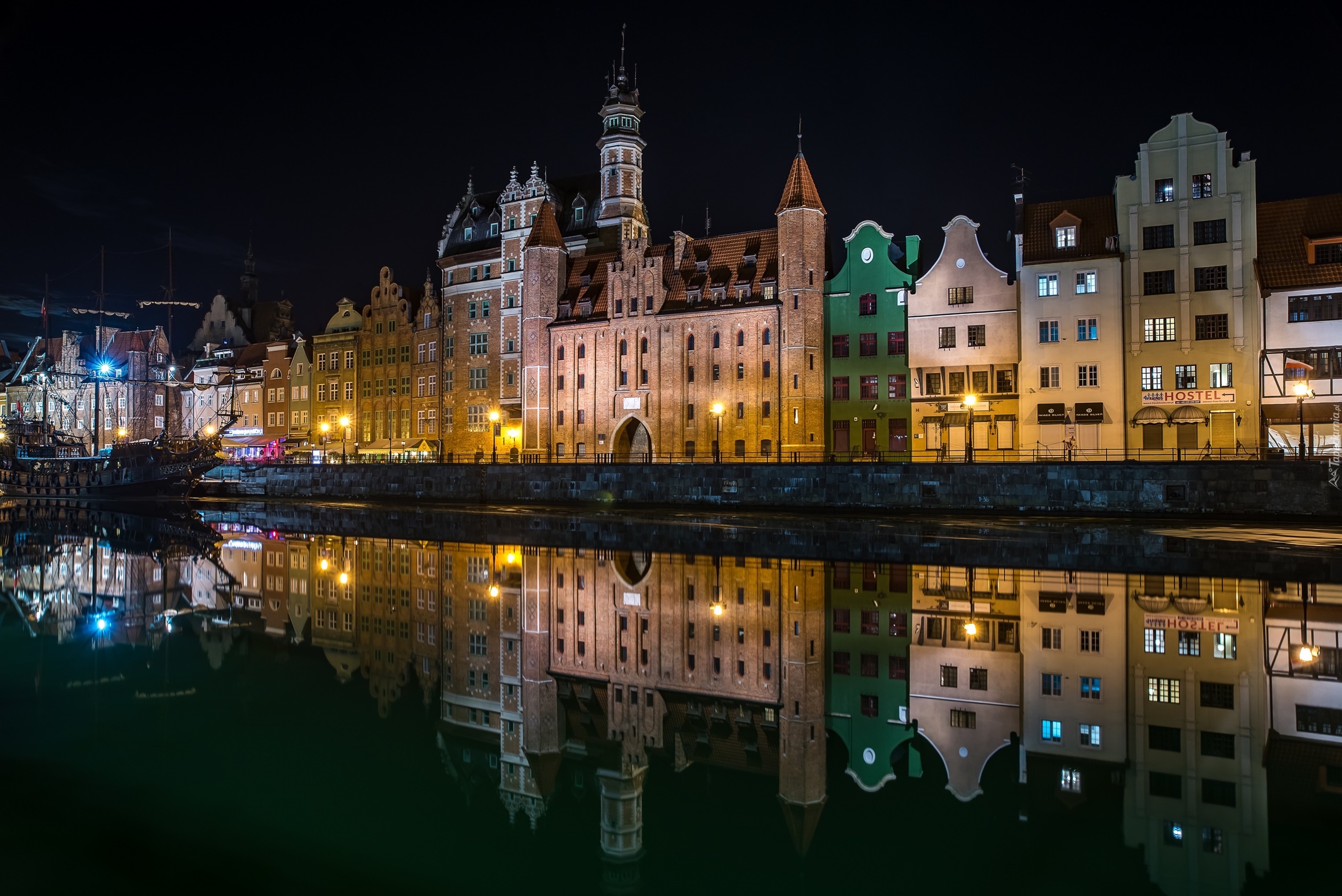 Polska, Gdańsk, Kamienice, Rzeka, Miasto nocą