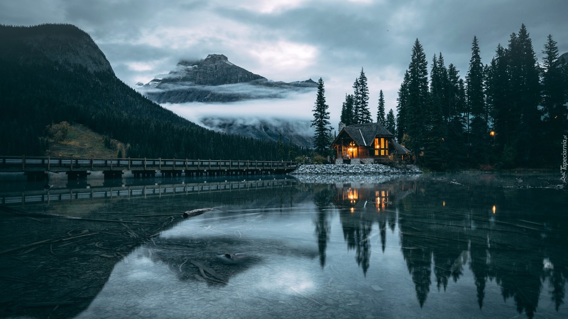 Kanada, Park Narodowy Yoho, Jezioro Emerald Lake, Dom, Most, Góry, Drzewa