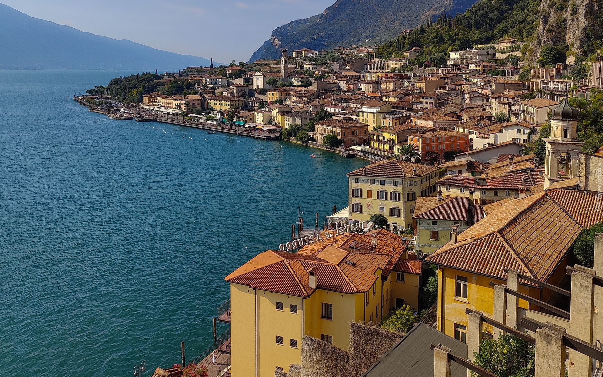 Góry, Jezioro Garda, Domy, Limone sul Garda, Włochy