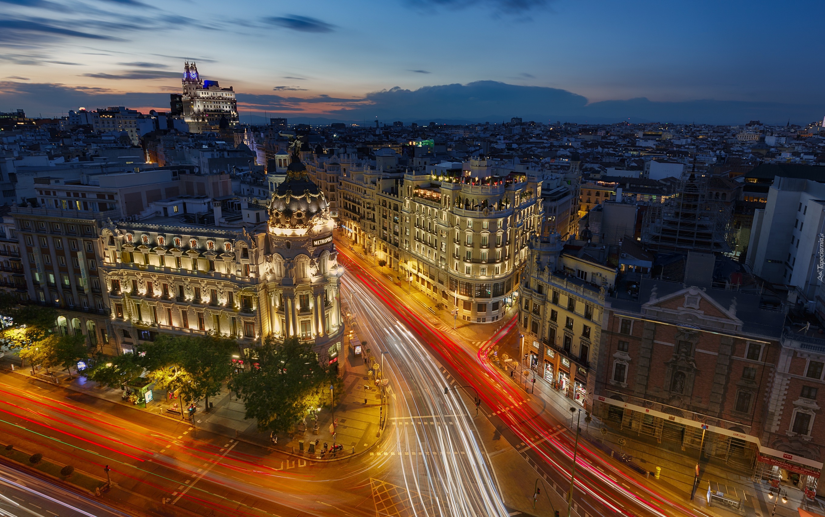 Budynek Metropolis, Biurowiec, Ulica, Światła, Domy, Madryt, Hiszpania