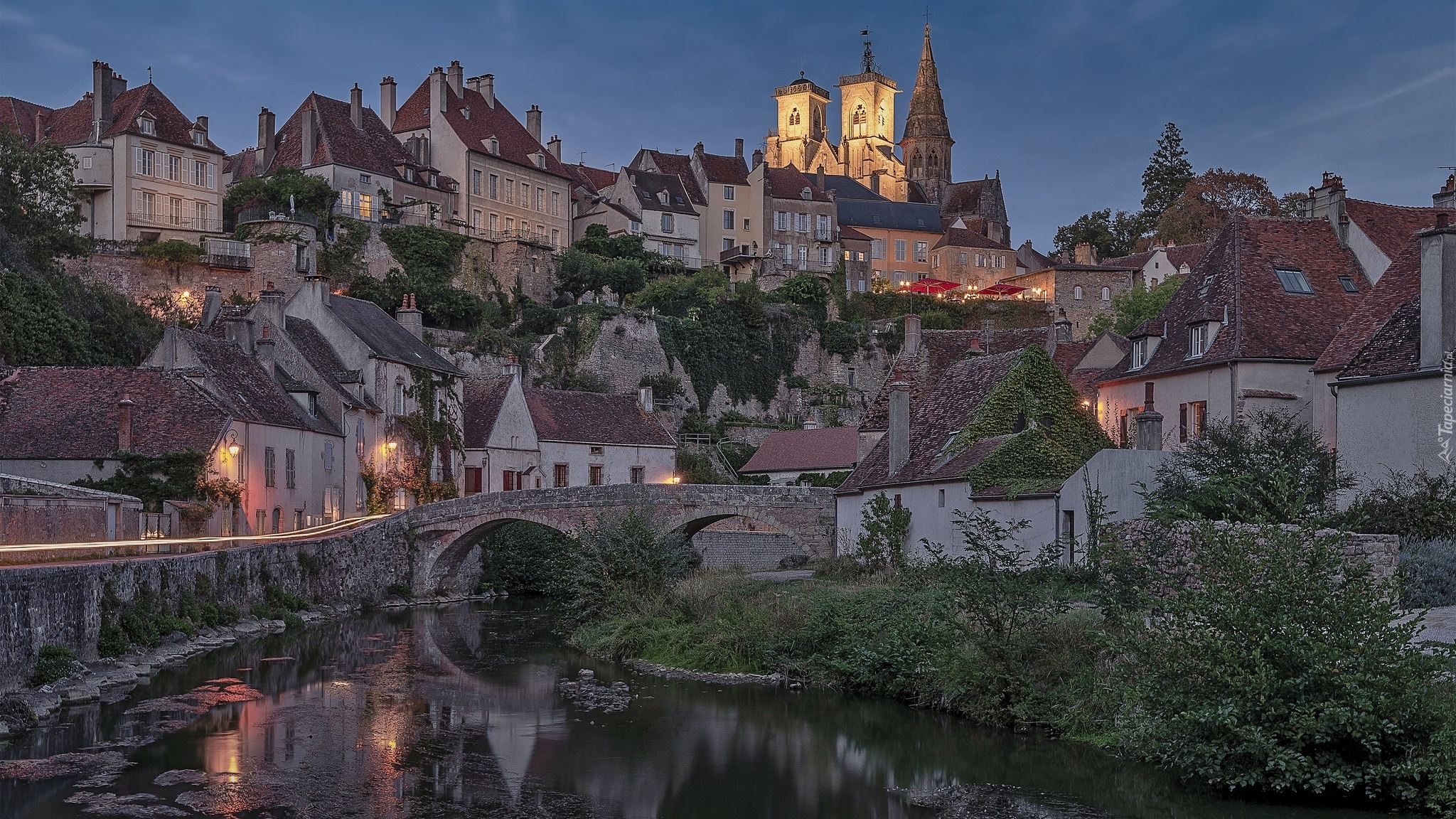 Domy, Rzeka Armancon, Most, Miasto, Semur en Auxois, Francja