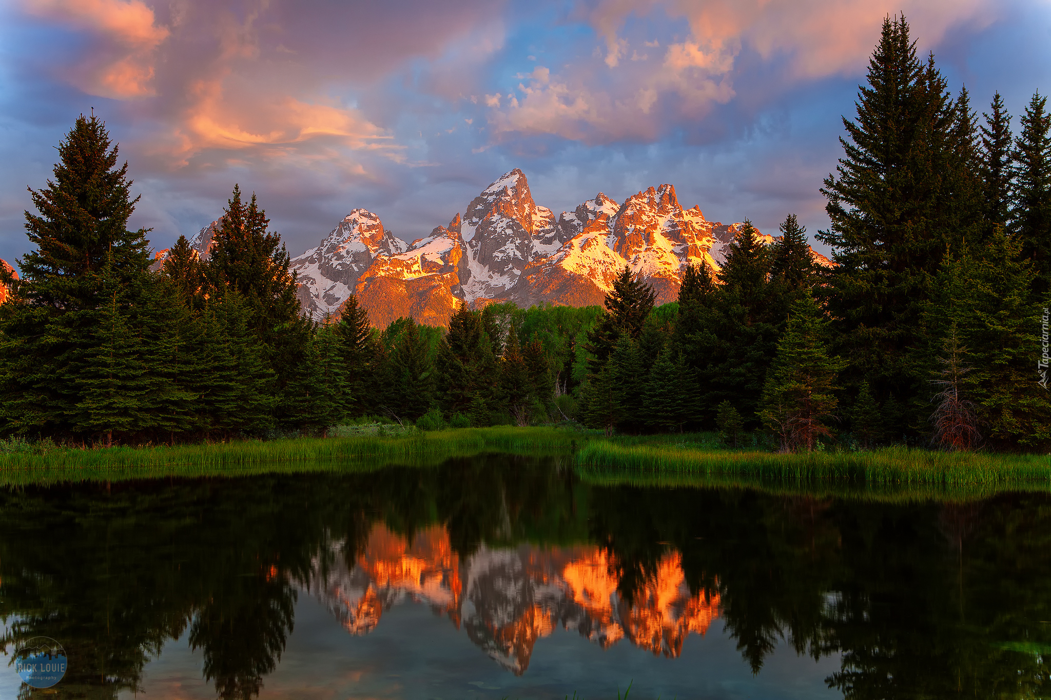 Stany Zjednoczone, Stan Wyoming, Park Narodowy Grand Teton, Rzeka Snake River, Góry Teton Range, Odbicie, Drzewa, Zachód słońca