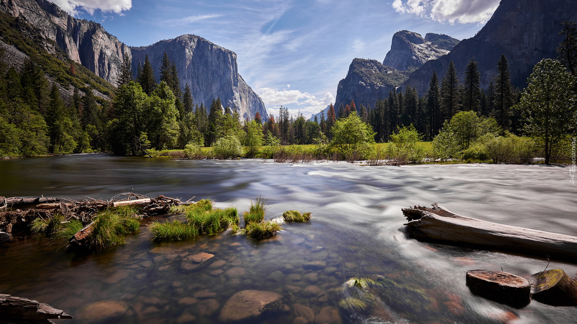 Stany Zjednoczone, Stan Kalifornia, Park Narodowy Yosemite, Rzeka, Drzewa, Góry Sierra Nevada