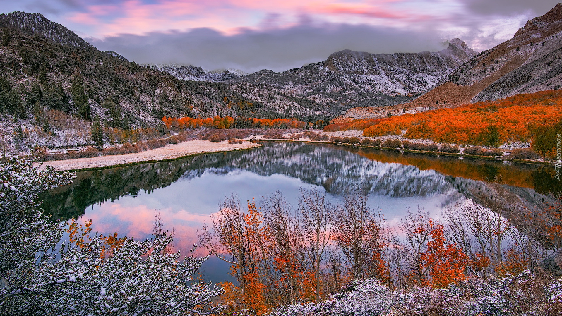 Jesień, Góry, Drzewa, Rośliny, Wschód słońca, Chmury, Jezioro, North Lake, Eastern Sierra, Kalifornia, Stany Zjednoczone