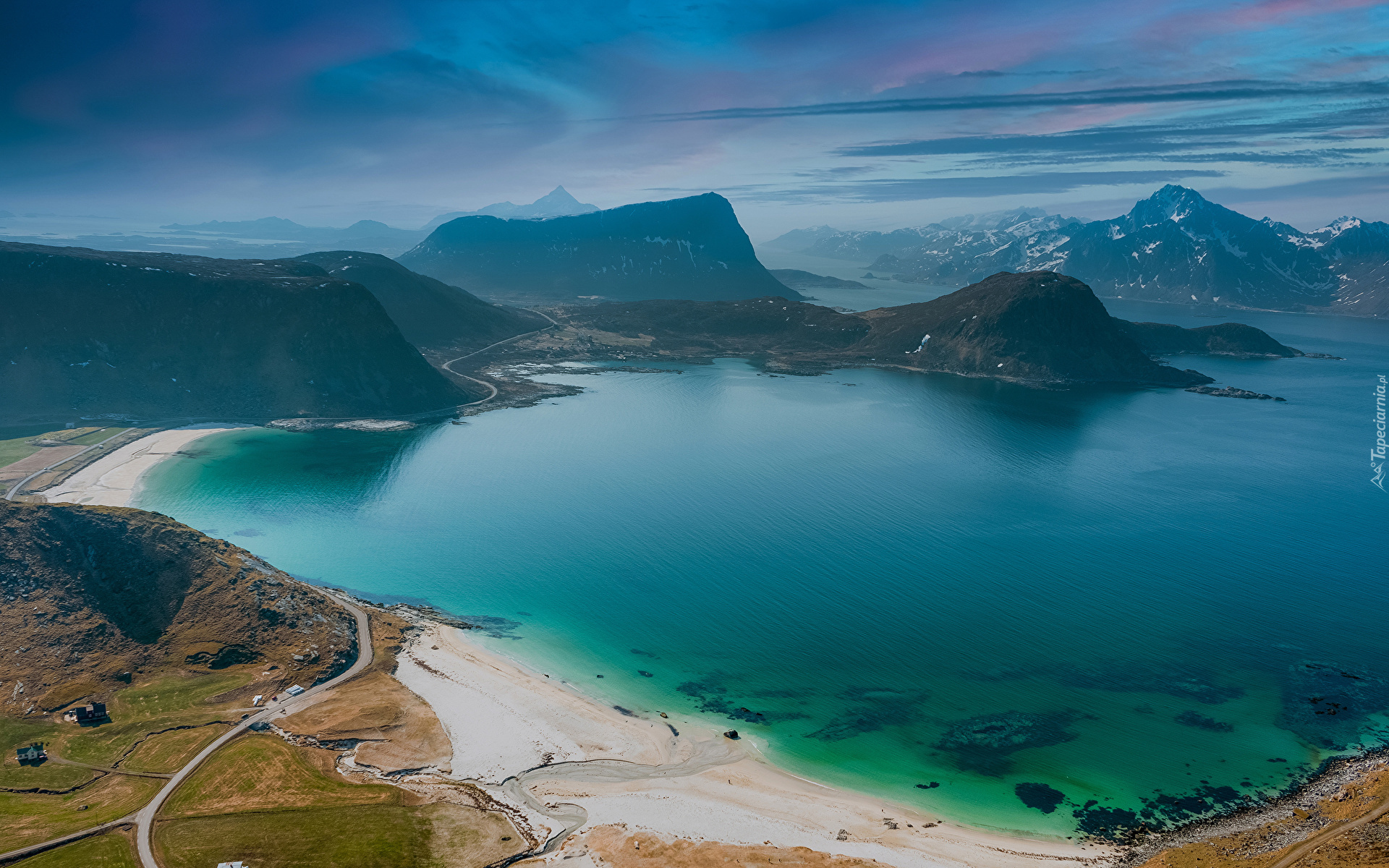 Norwegia, Wybrzeże, Morze, Lofoty, Plaża Haukland, Góry
