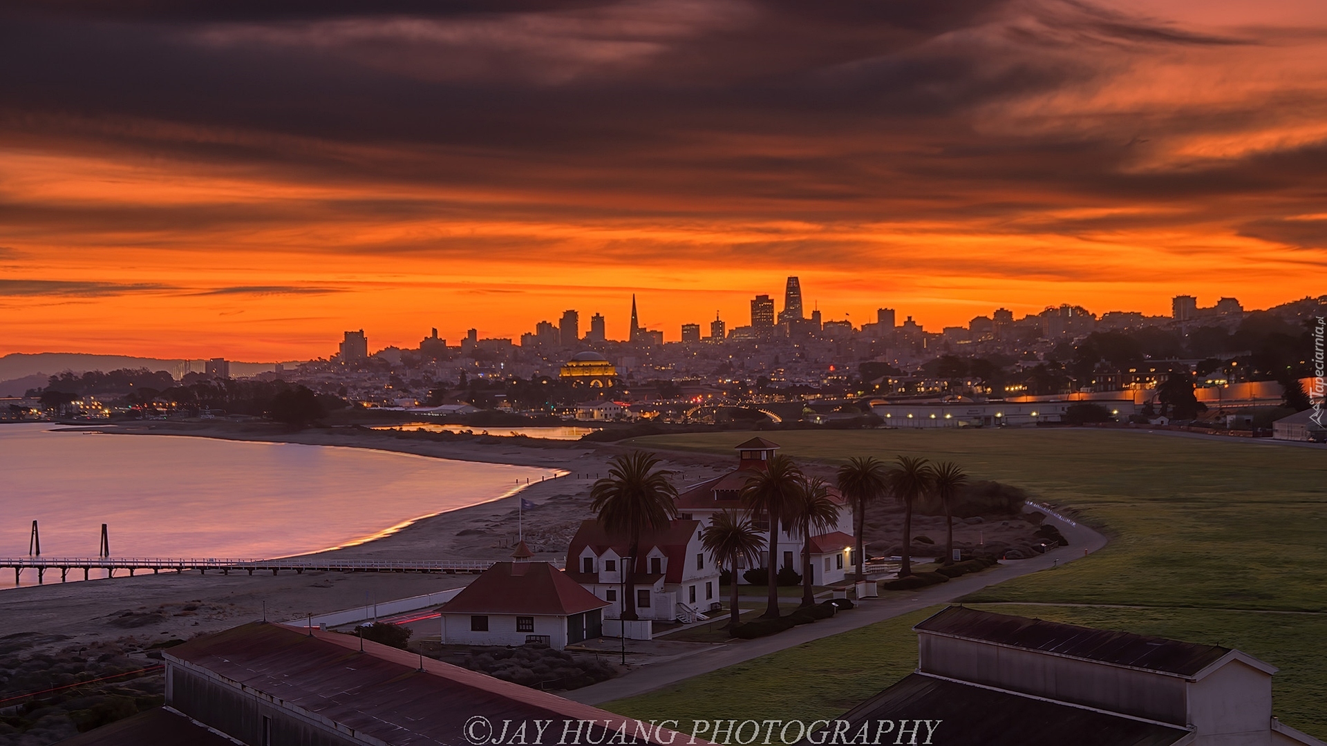 Wschód słońca, Budynki, Morze, Molo, Plaża Presidio, San Francisco, Kalifornia, Stany Zjednoczone