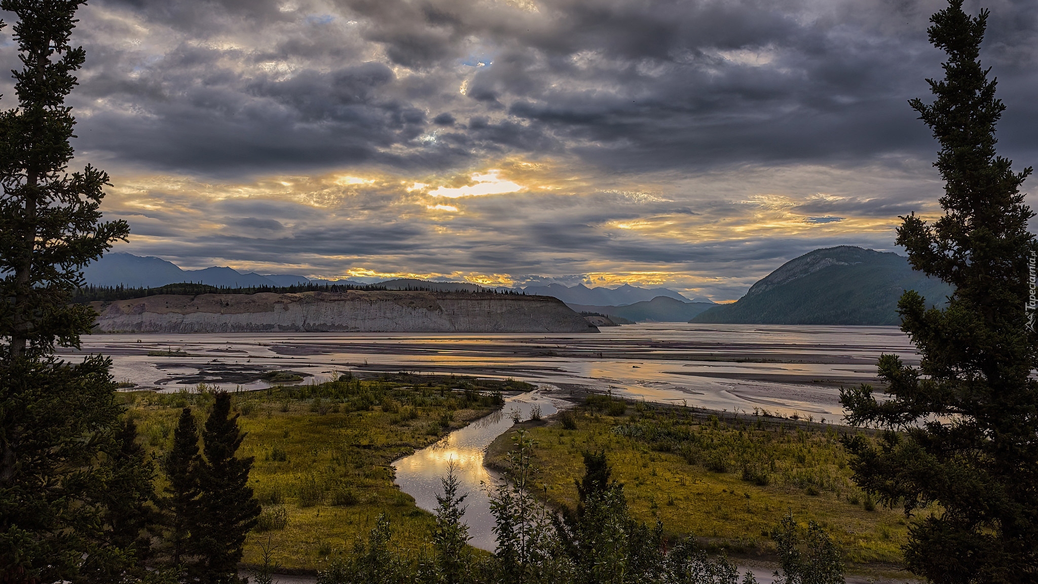 Chmury, Góry, Rzeka, Chitina River, Rzeka, Cooper River, Połączenie, Rzek, Alaska, Stany Zjednoczone