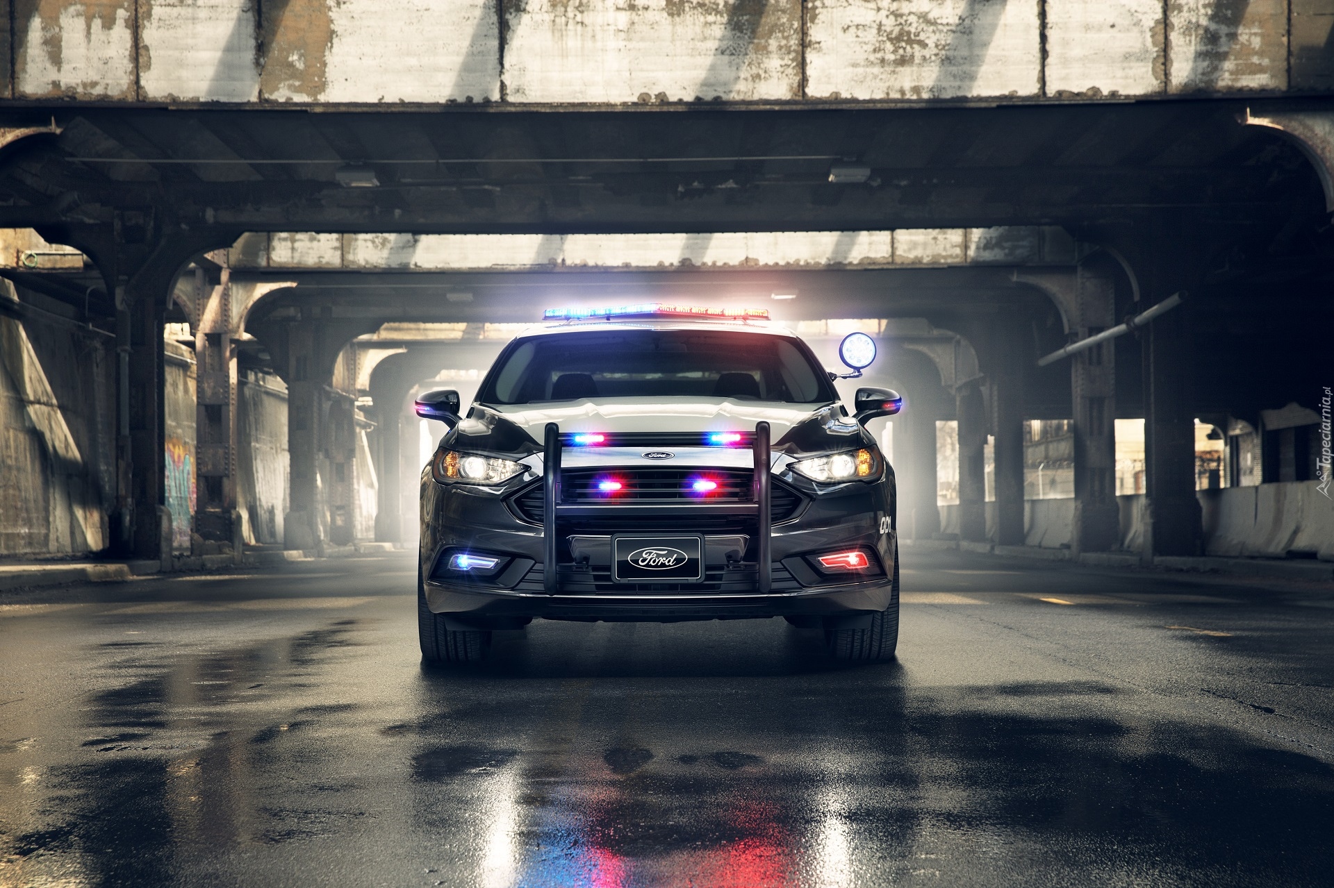 Samochód, Policyjny, Ford Responder Hybrid Sedan, 2018