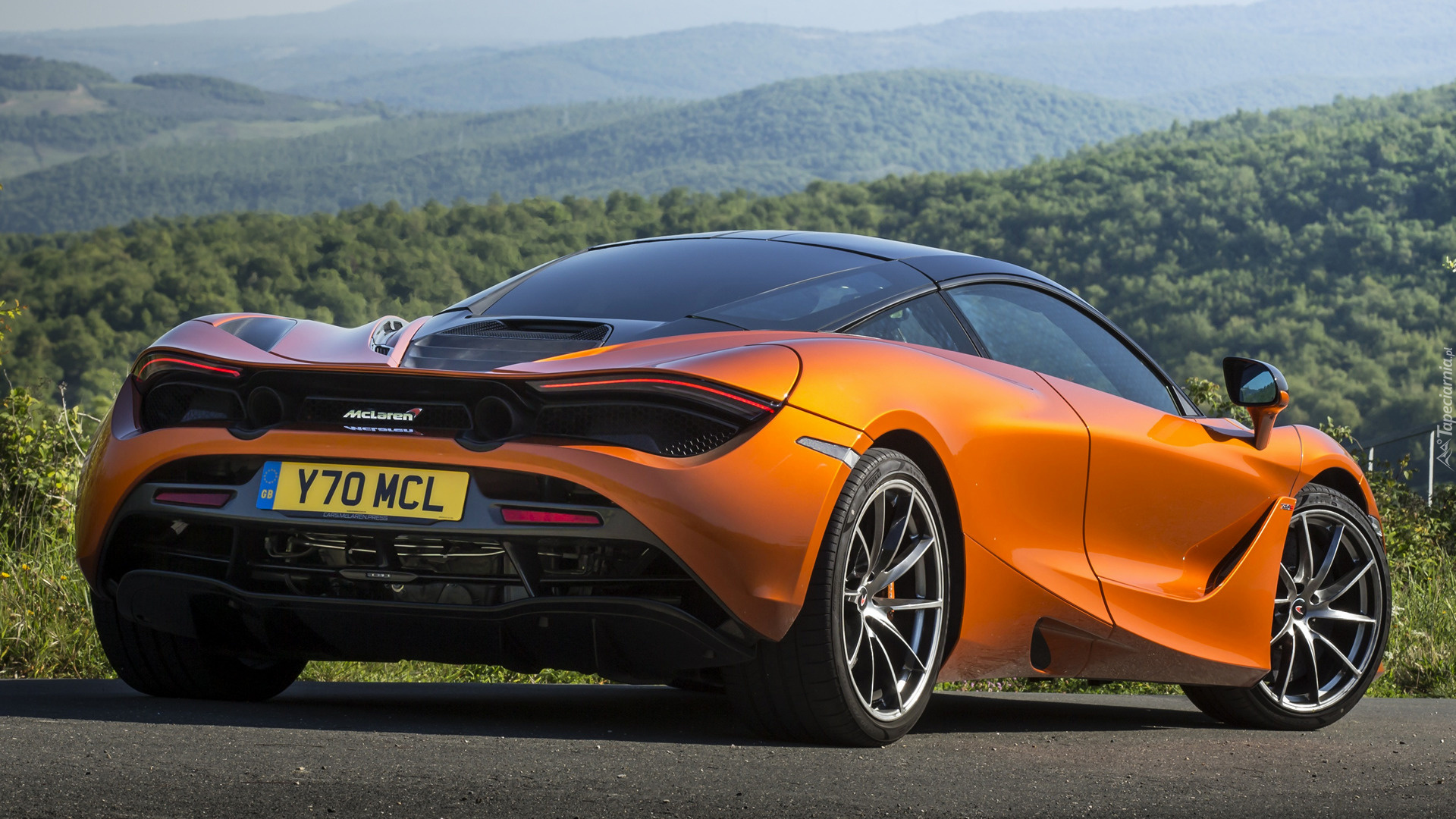 McLaren 720S, Tył