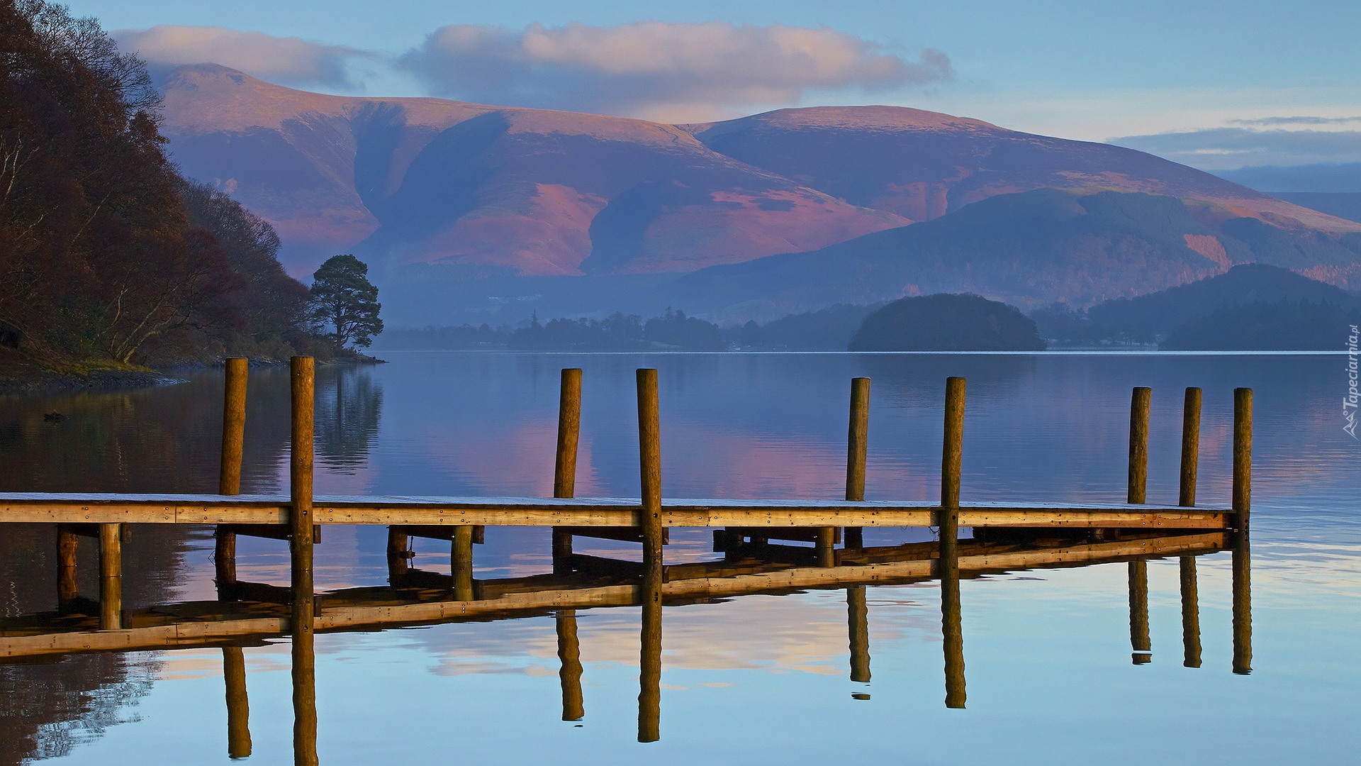 Jezioro, Pomost, Drzewa, Góry, Park Narodowy Lake District, Kumbria, Anglia