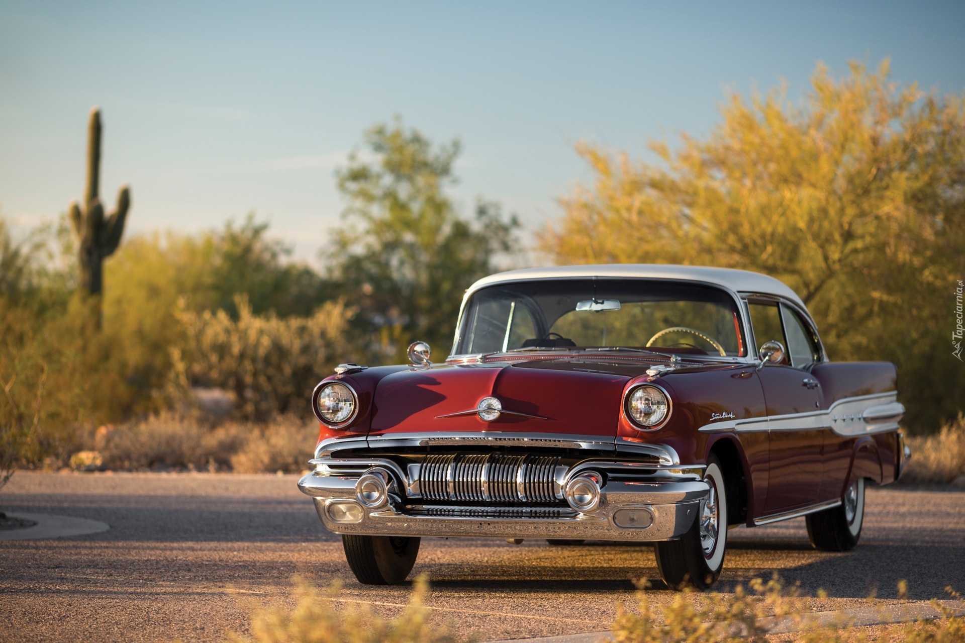 Zabytkowy, Pontiac Star Chief Custom Catalina Coupe, 1957