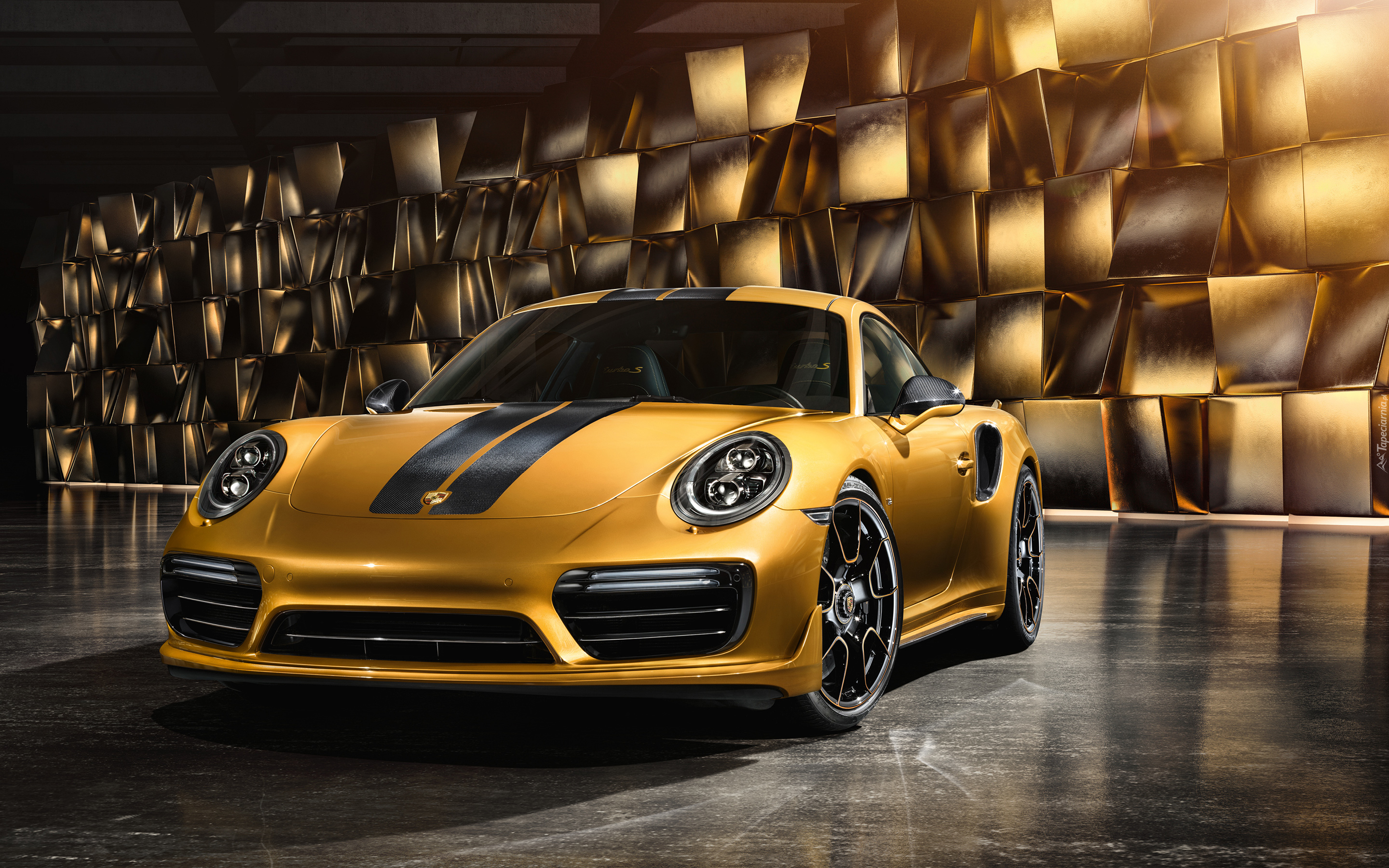 Porsche 911 Turbo S Exclusive Series, 2018, Przód